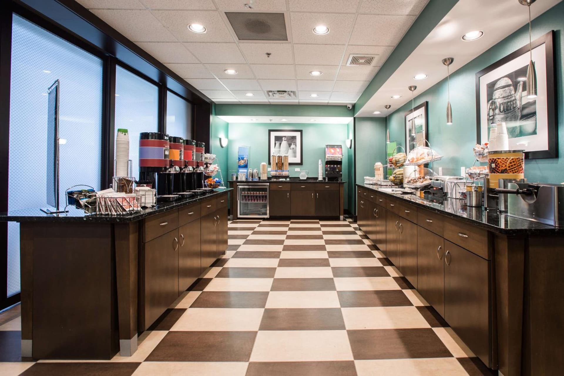 Hampton Inn & Suites Toledo/Westgate gallery photo in Toledo, OH — image 12