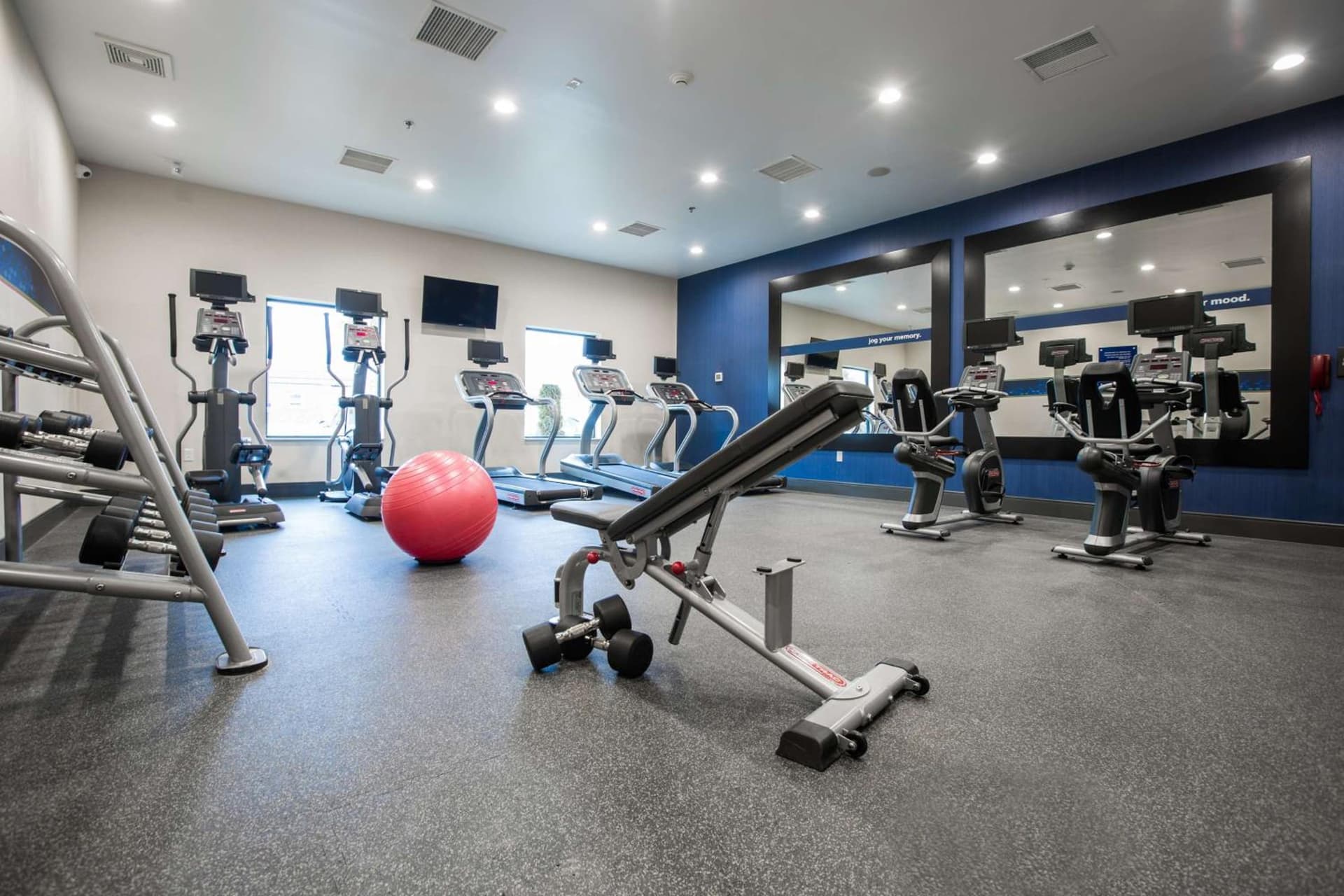 Hampton Inn & Suites Toledo/Westgate gallery photo in Toledo, OH — image 21