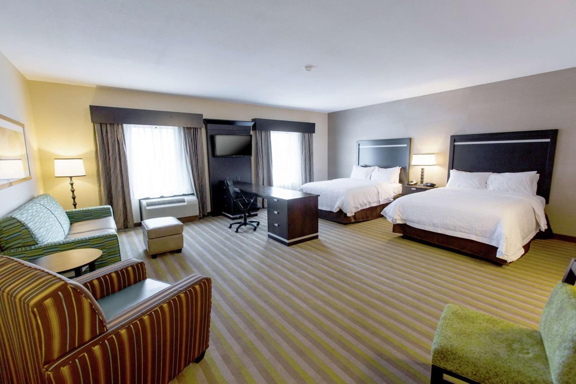 Hampton Inn & Suites Toledo/Westgate gallery photo in Toledo, OH — image 7