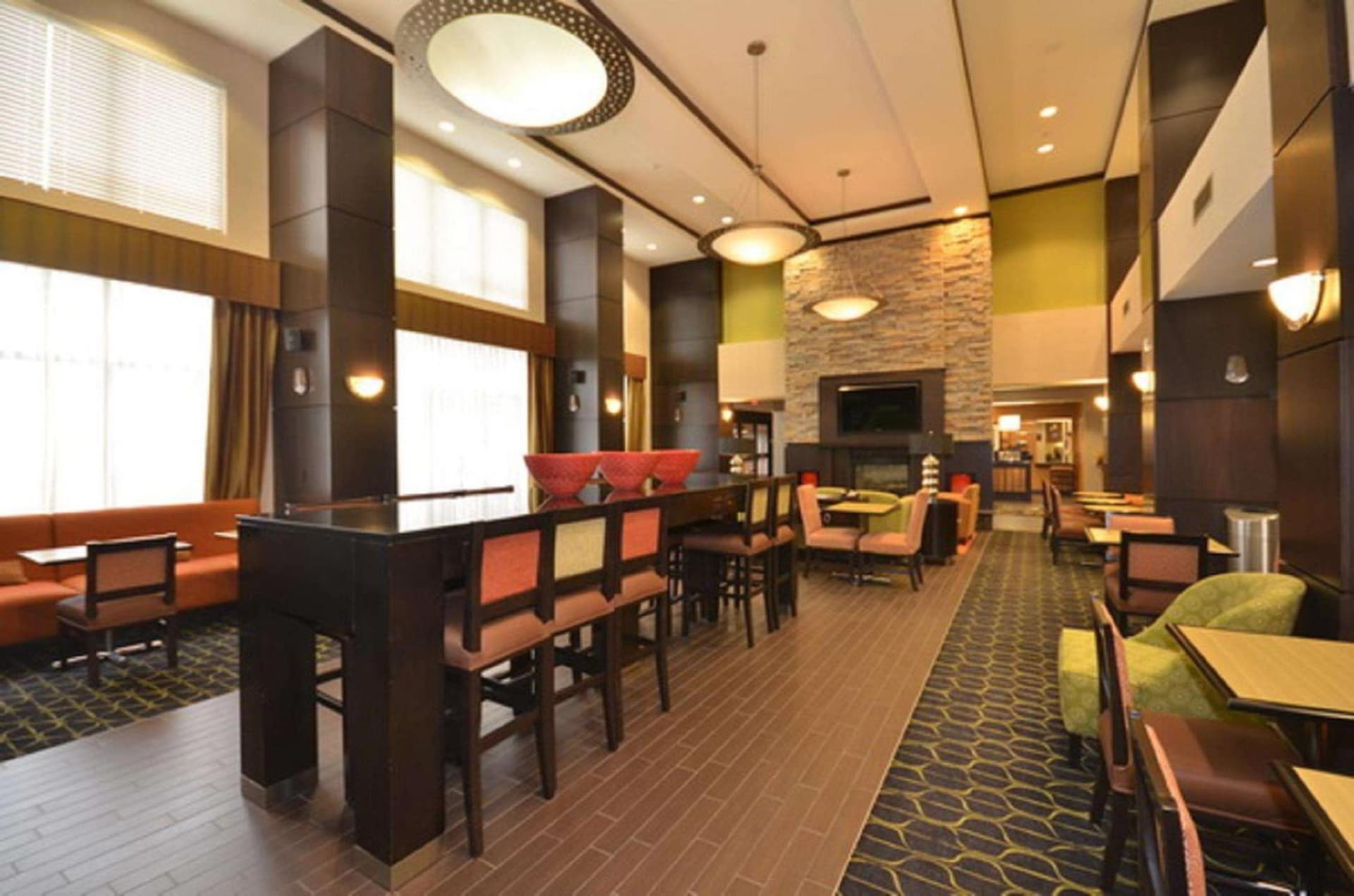 Hampton Inn and Suites Tulsa/Catoosa gallery photo in Catoosa, OK — image 61