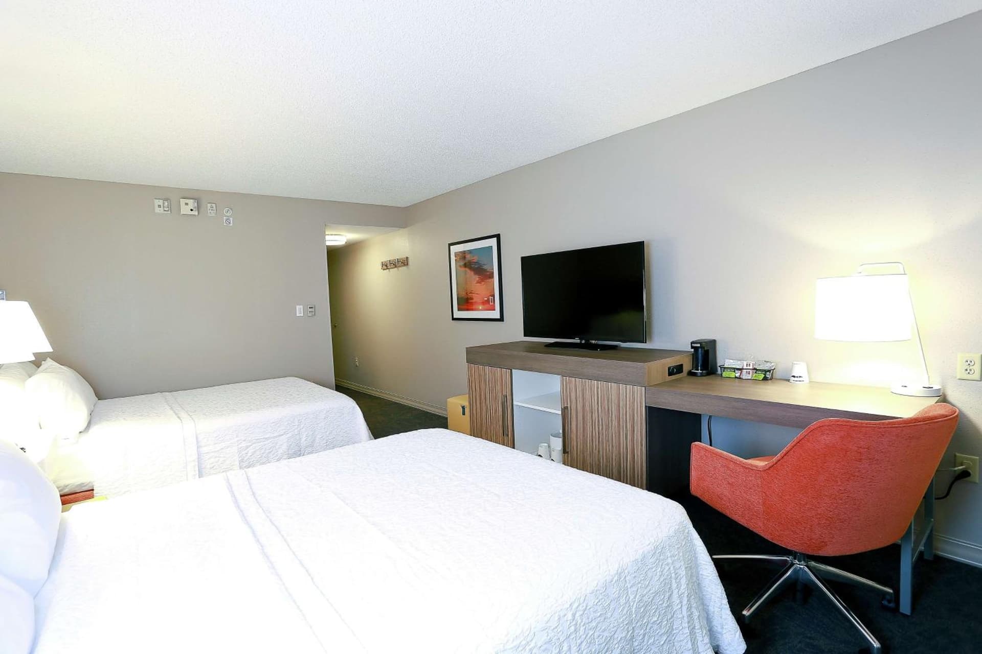 Hampton Inn & Suites Tampa-Wesley Chapel gallery photo in Wesley Chapel, FL — image 25