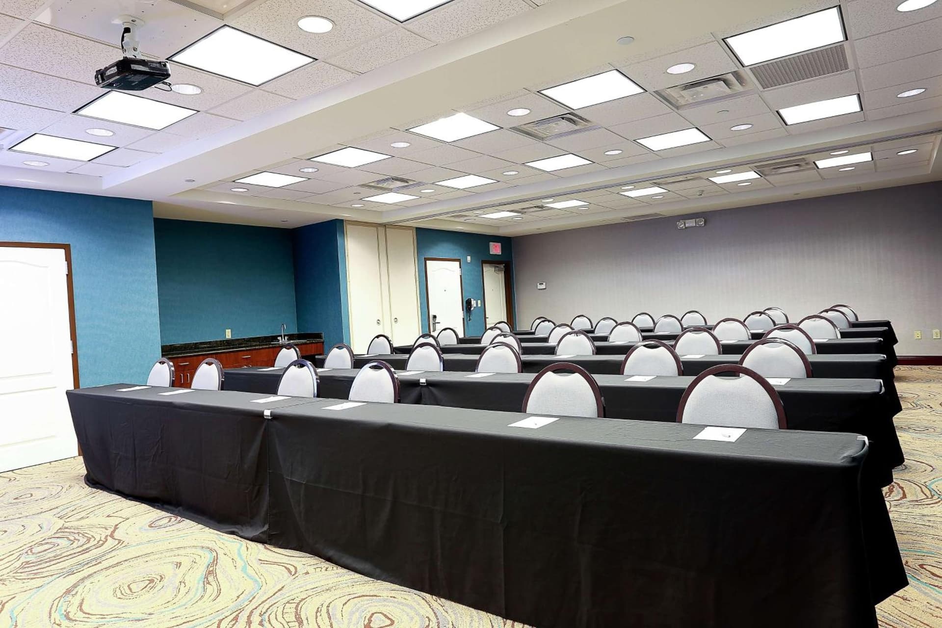 Hampton Inn & Suites Tampa-Wesley Chapel gallery photo in Wesley Chapel, FL — image 22