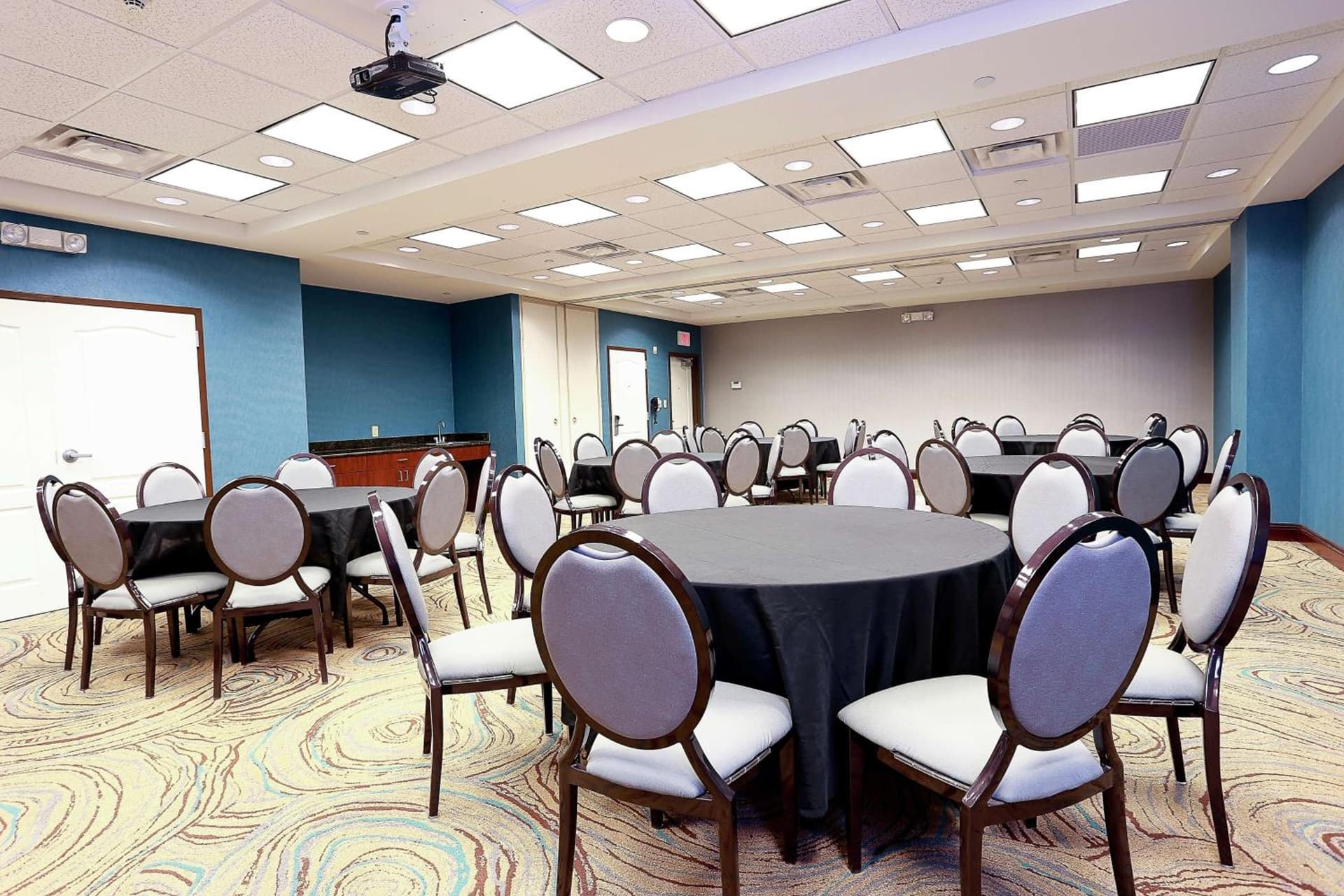 Hampton Inn & Suites Tampa-Wesley Chapel gallery photo in Wesley Chapel, FL — image 15