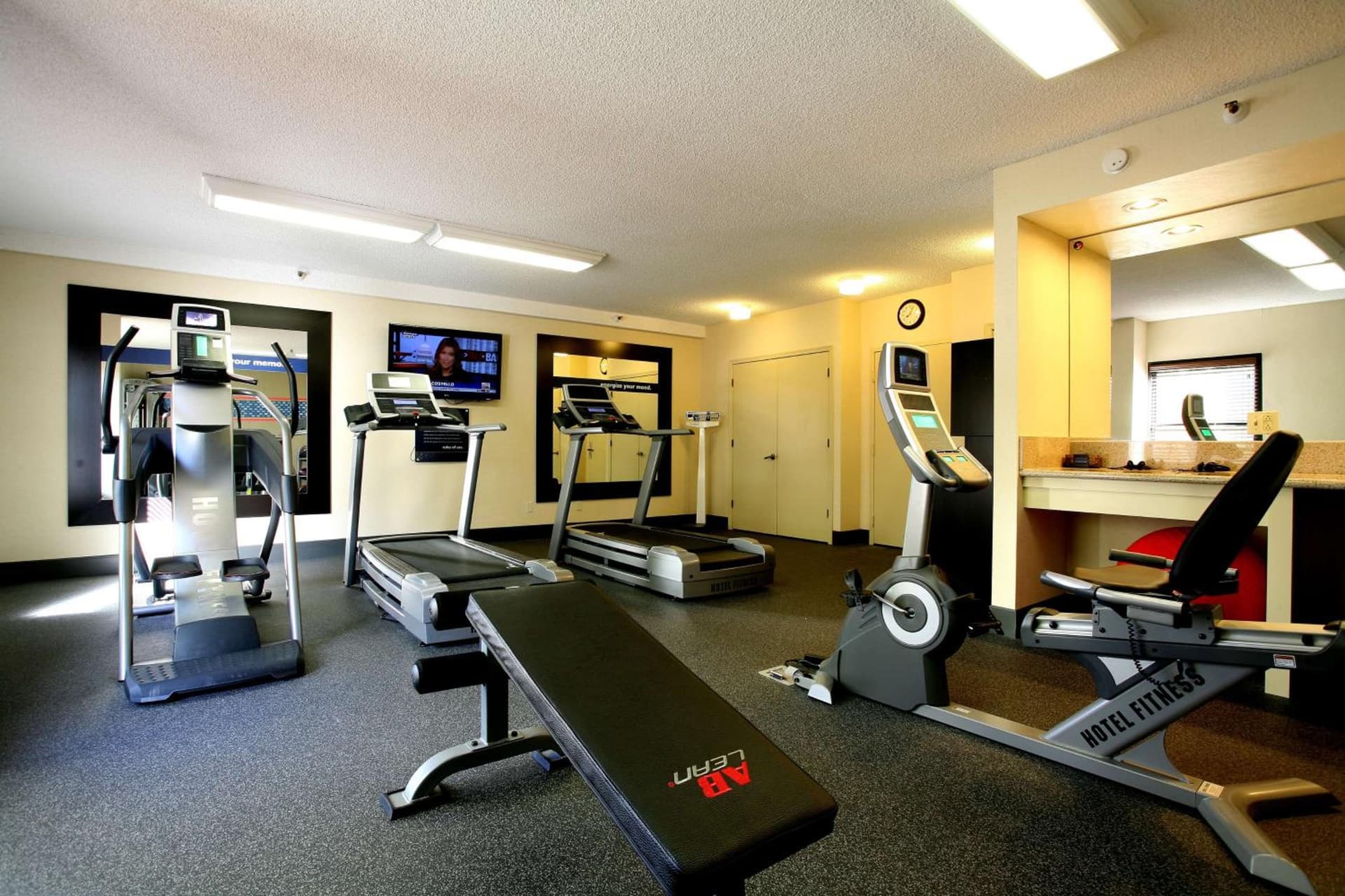 Hampton Inn Tucson-Airport interior in Tucson, AZ — gallery photo 2