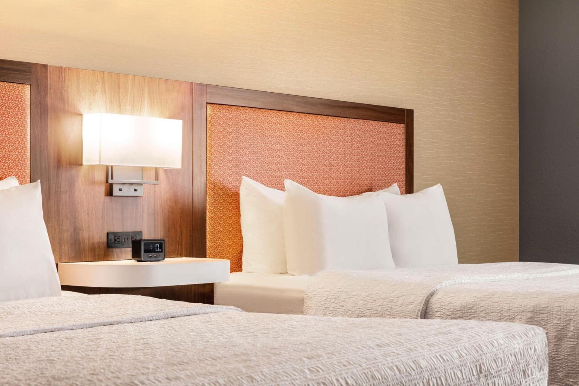 Hampton Inn & Suites Valparaiso gallery photo in Valparaiso, IN — image 10