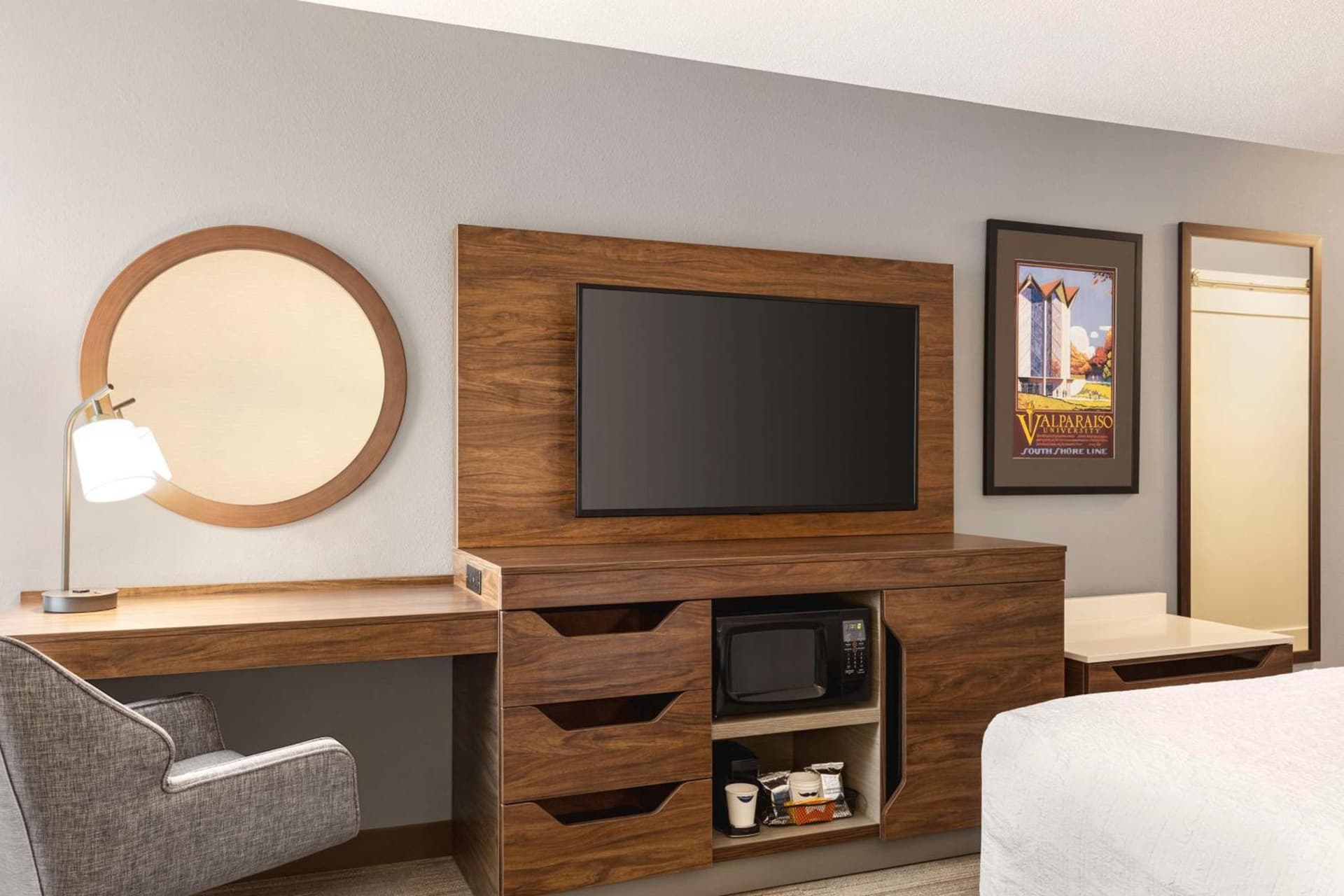 Hampton Inn & Suites Valparaiso gallery photo in Valparaiso, IN — image 24