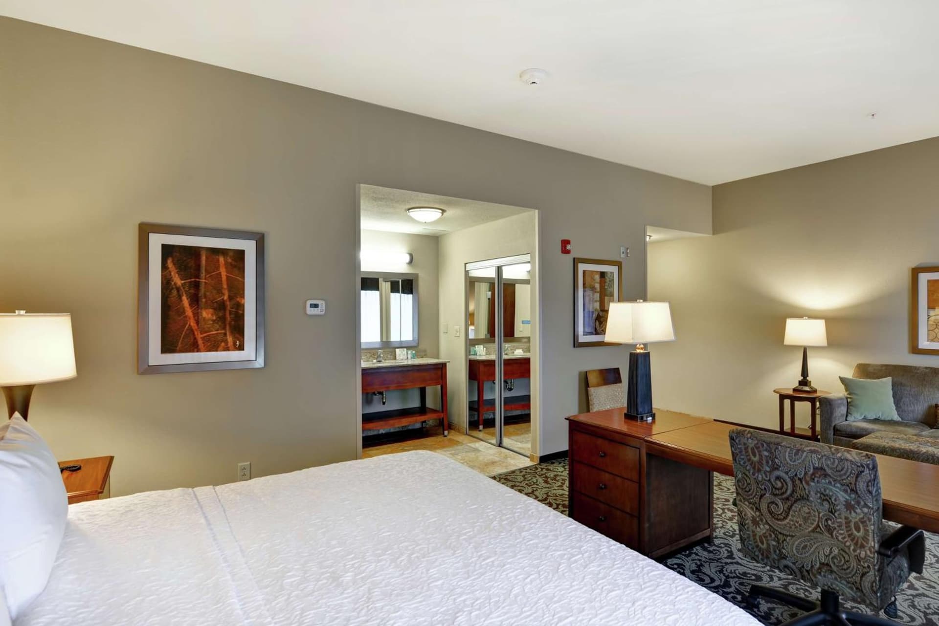 Hampton Inn and Suites New Hartford/Utica gallery photo in New Hartford, NY — image 9