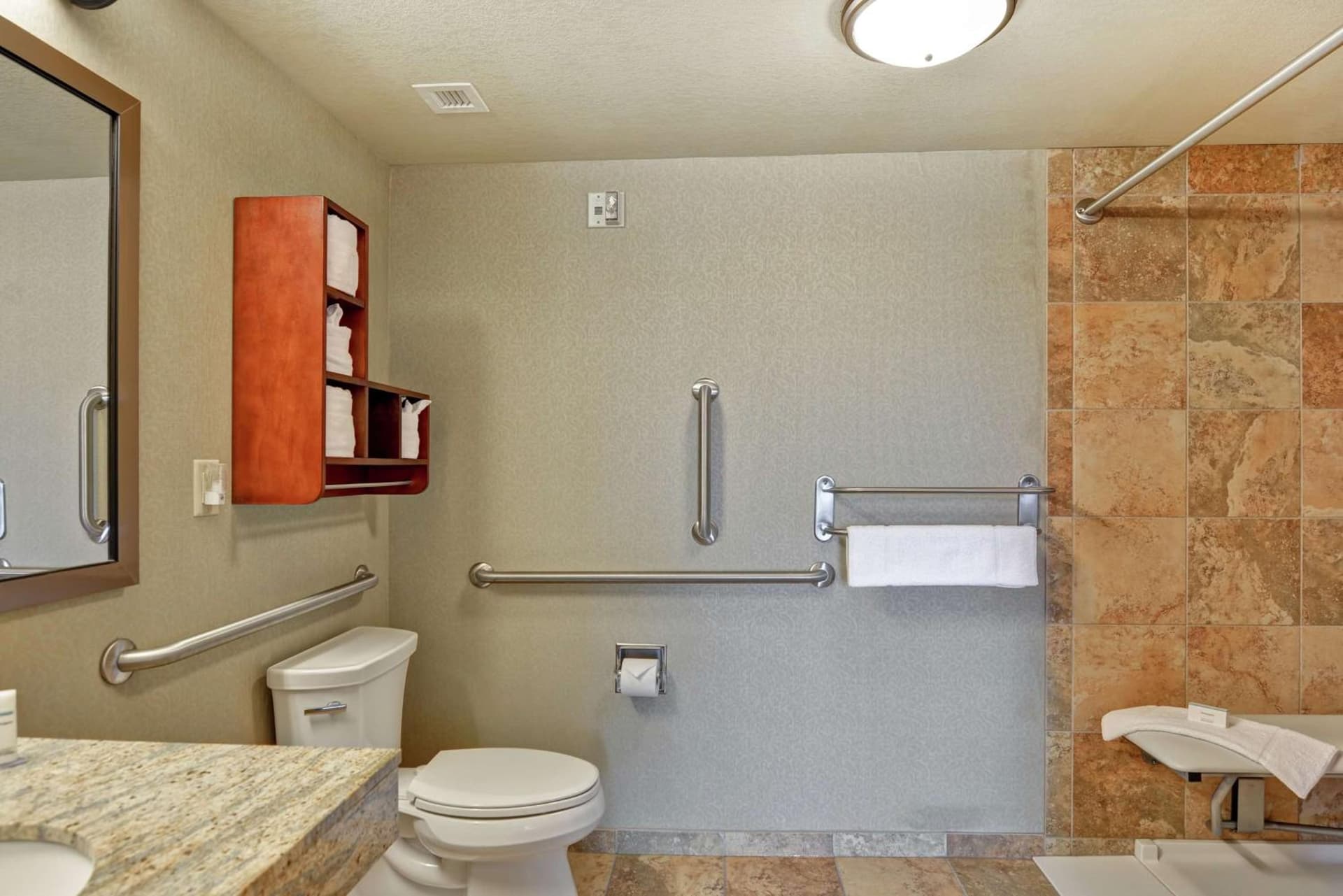 Hampton Inn and Suites New Hartford/Utica gallery photo in New Hartford, NY — image 34