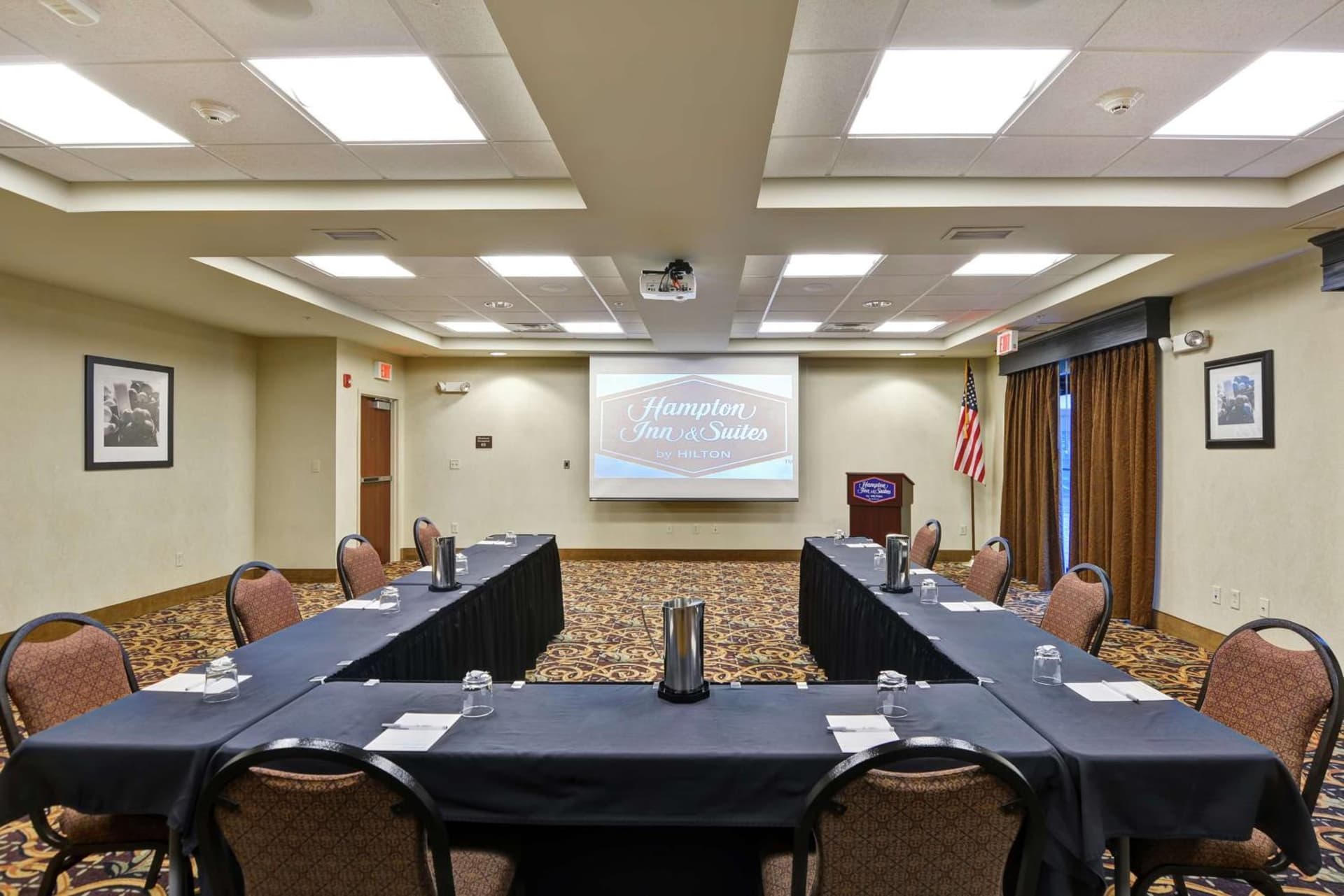 Hampton Inn and Suites New Hartford/Utica gallery photo in New Hartford, NY — image 46