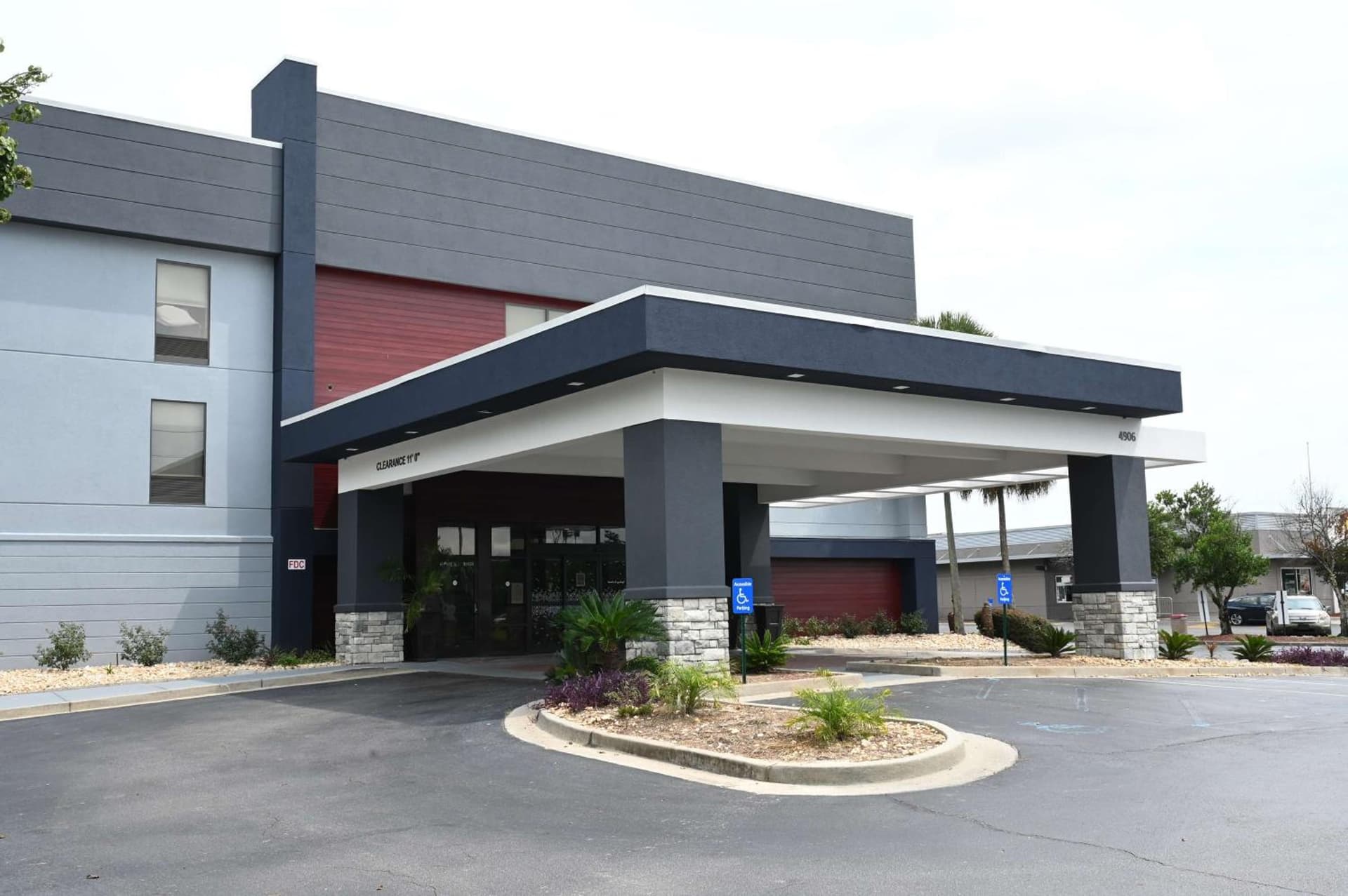 Hampton Inn Valdosta/Lake Park Area interior in Lake Park, GA — gallery photo 2