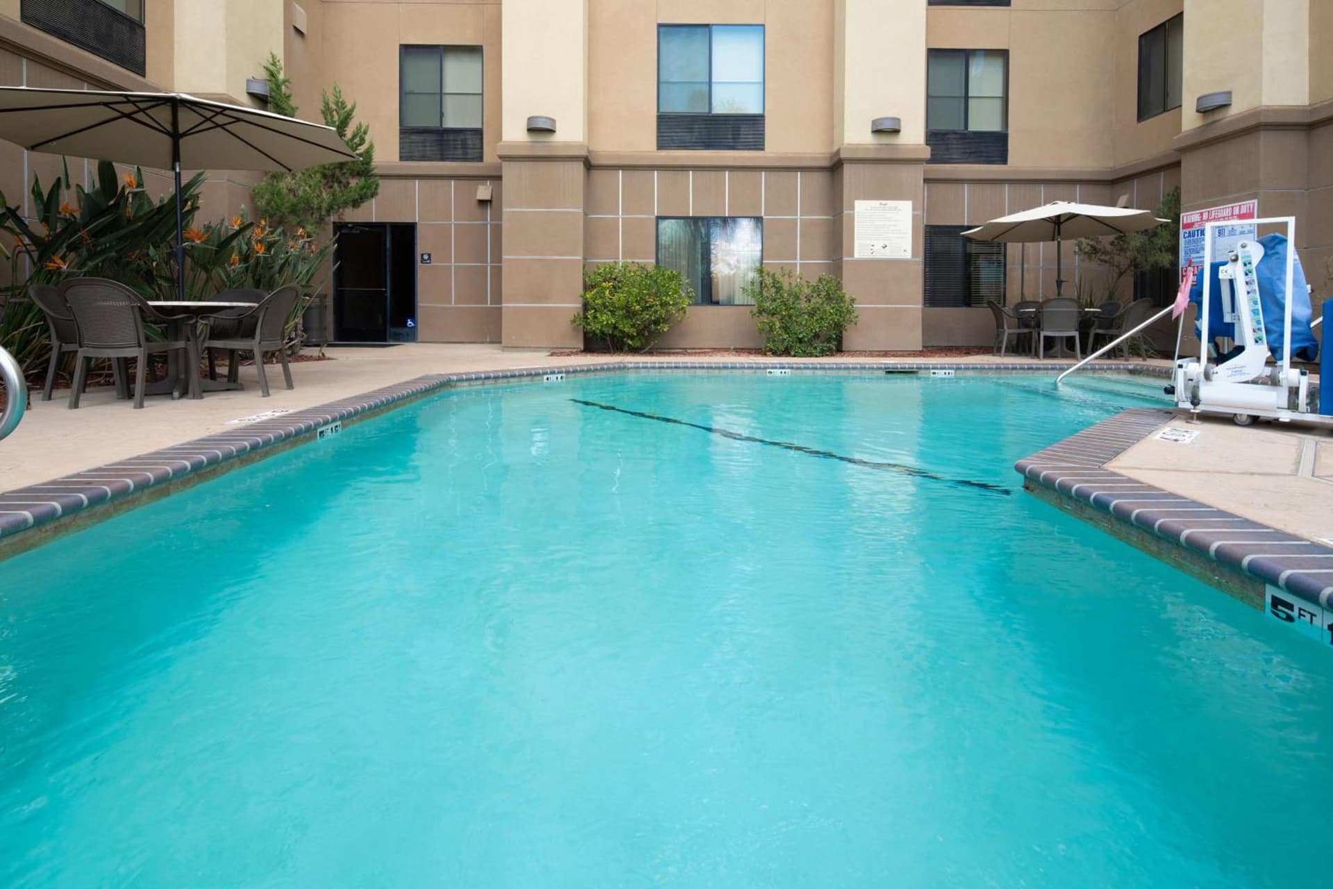 Hampton Inn Visalia gallery photo in Visalia, CA — image 13