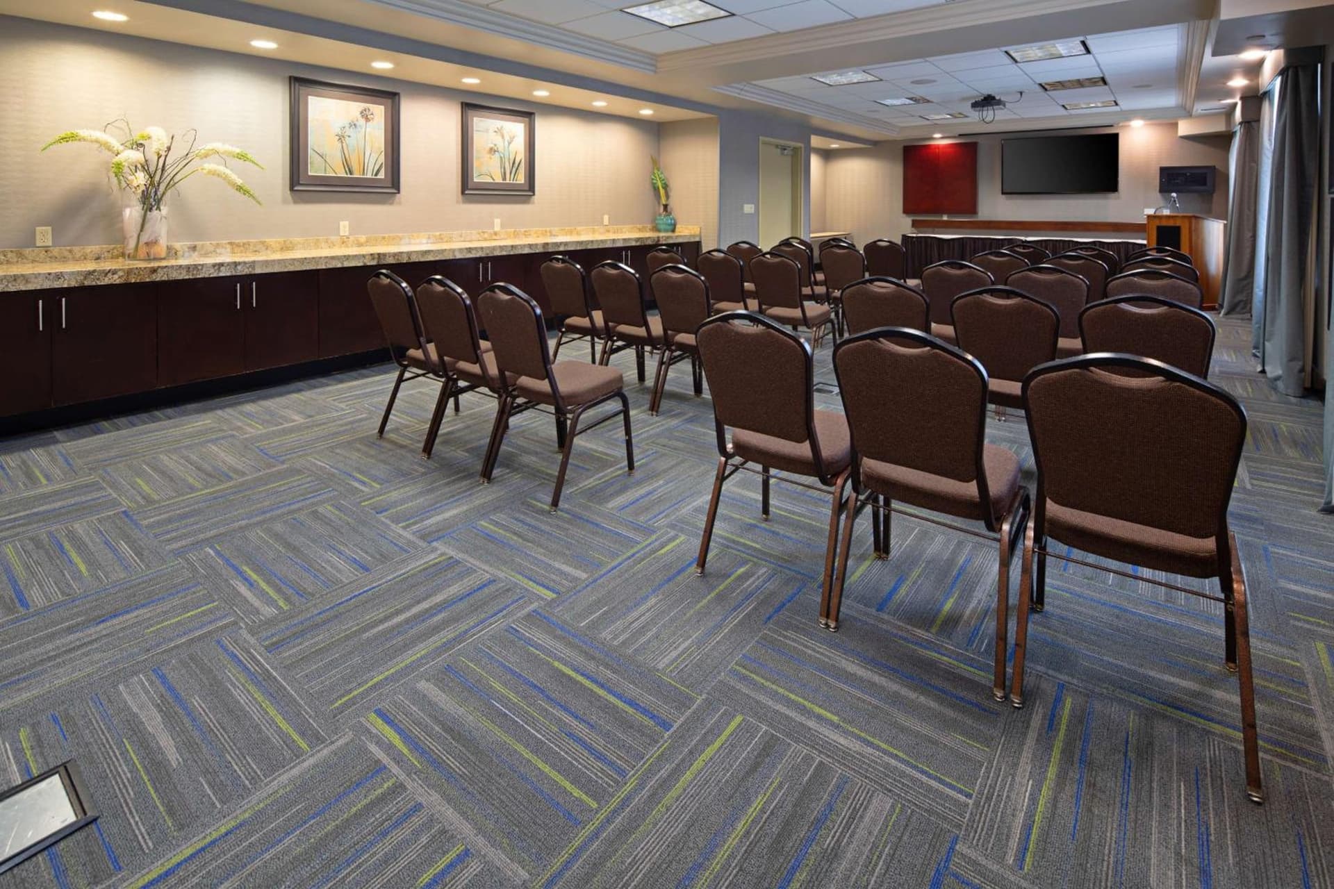 Hampton Inn Visalia gallery photo in Visalia, CA — image 24