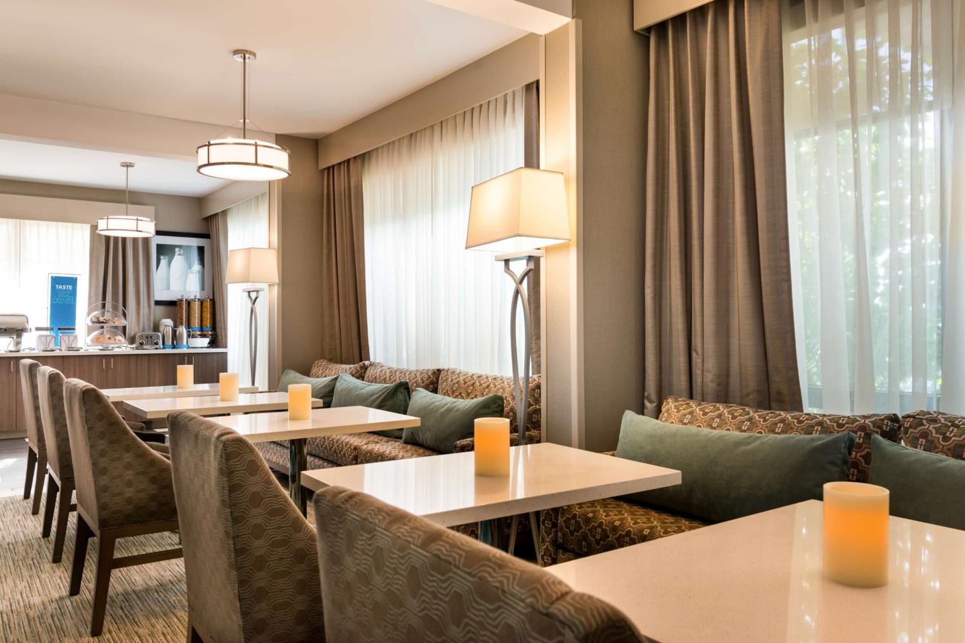 Hampton Inn Los Angeles-West Covina gallery photo in West Covina, CA — image 9