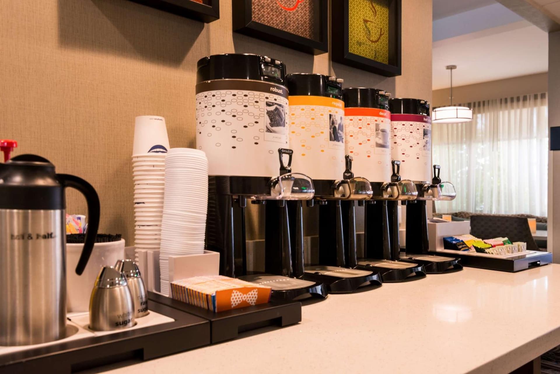 Hampton Inn Los Angeles-West Covina gallery photo in West Covina, CA — image 15