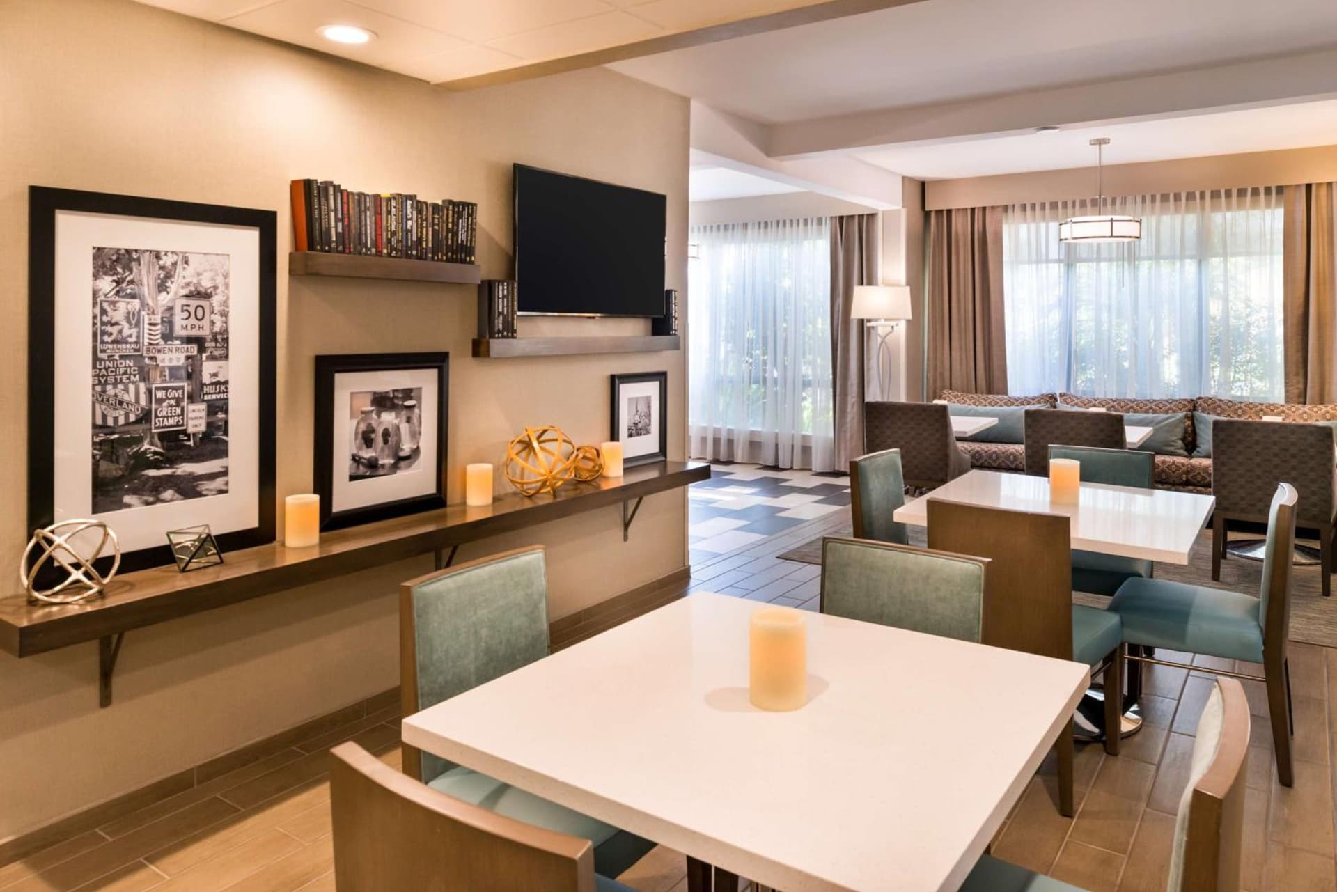 Hampton Inn Los Angeles-West Covina gallery photo in West Covina, CA — image 31