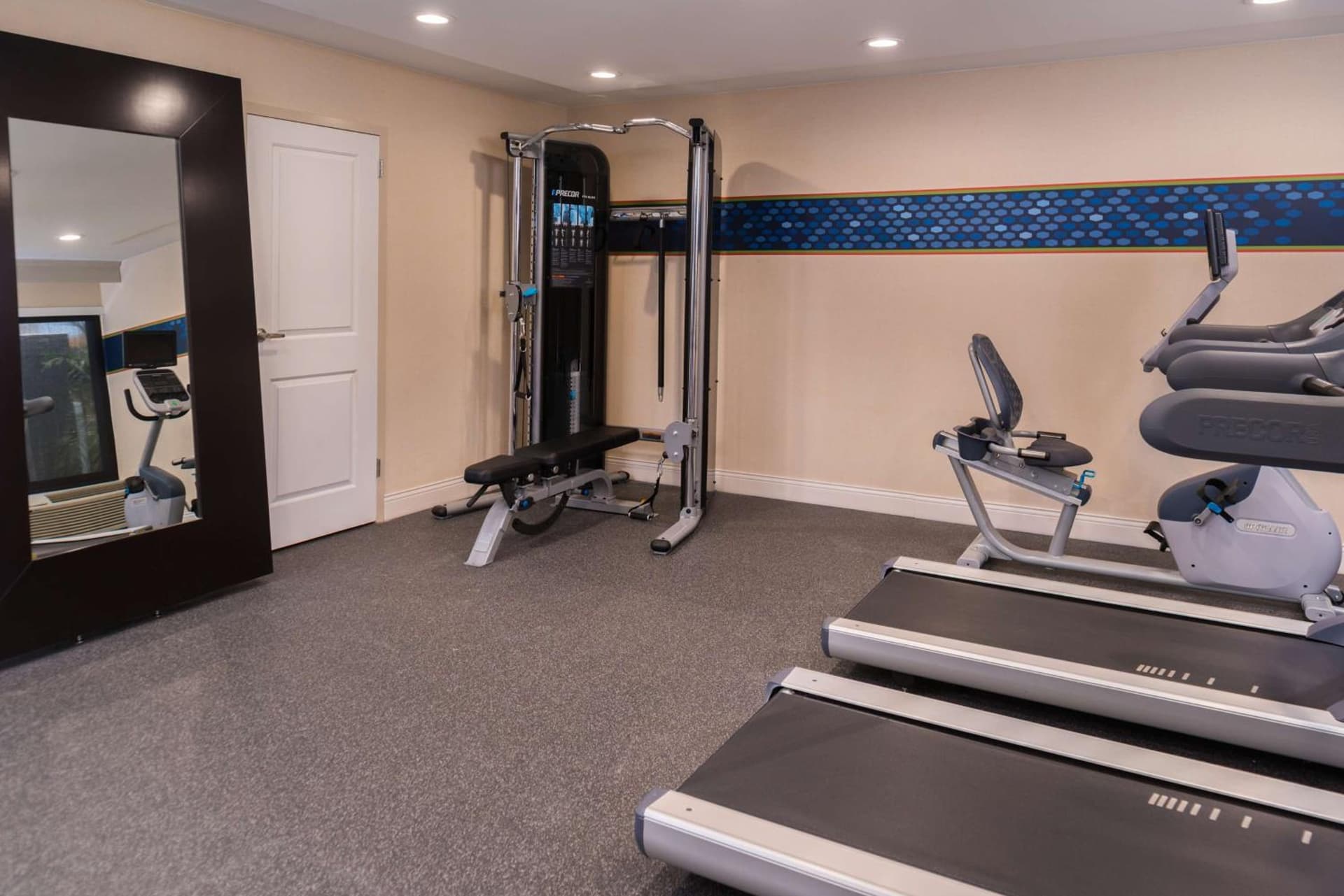 Hampton Inn Los Angeles-West Covina gallery photo in West Covina, CA — image 10