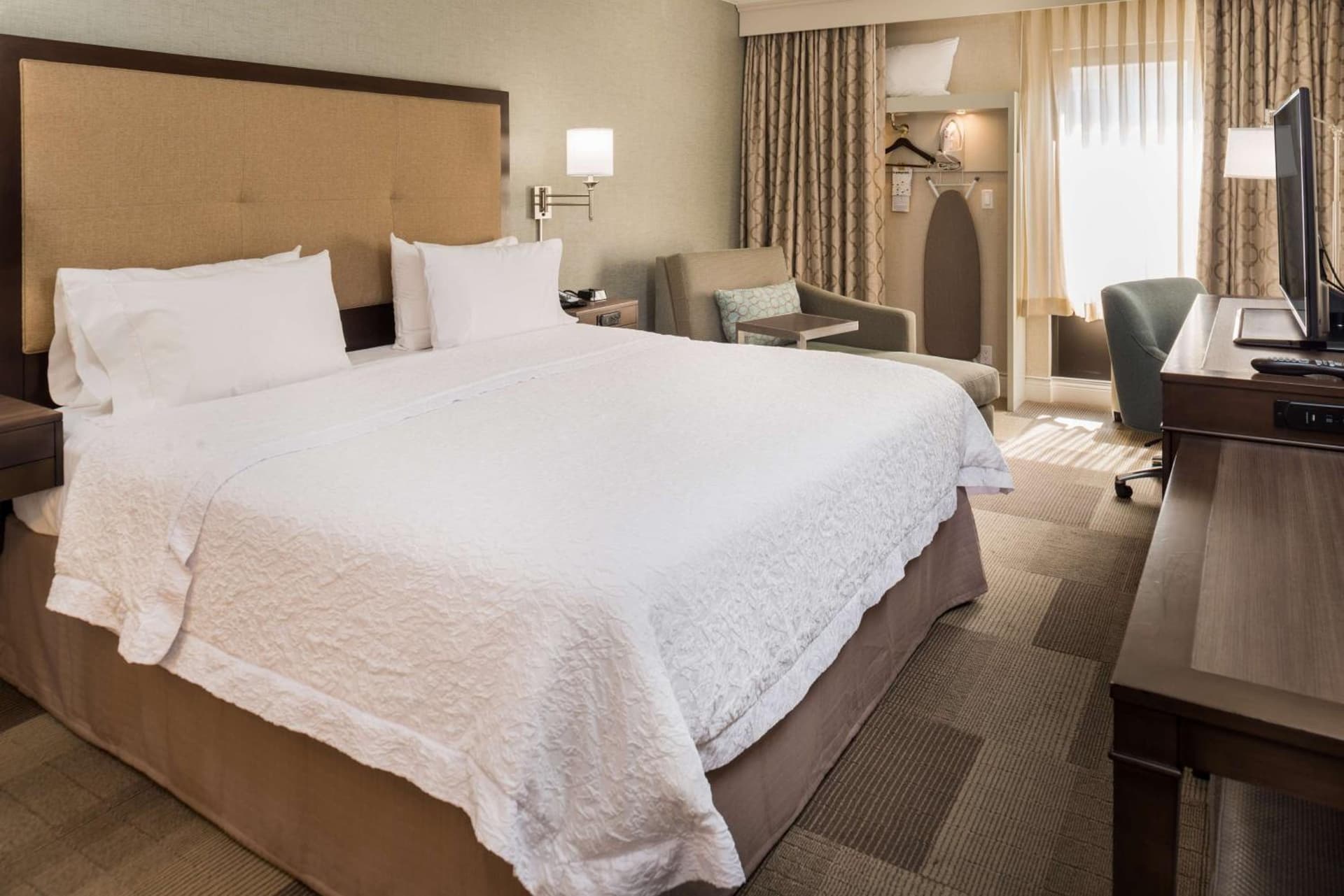 Hampton Inn Los Angeles-West Covina gallery photo in West Covina, CA — image 14