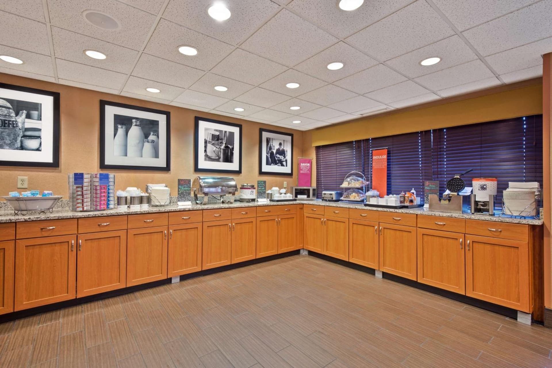 Hampton Inn Winfield Teays Valley gallery photo in Teays Valley Estates, WV — image 5