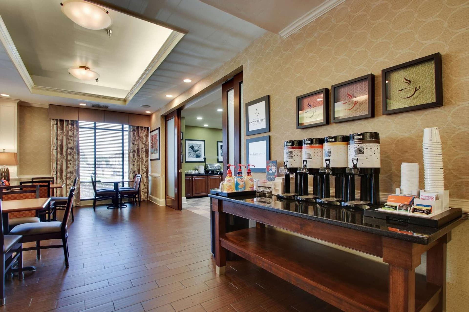 Hampton Inn Warner Robins gallery photo in Warner Robins, GA — image 48