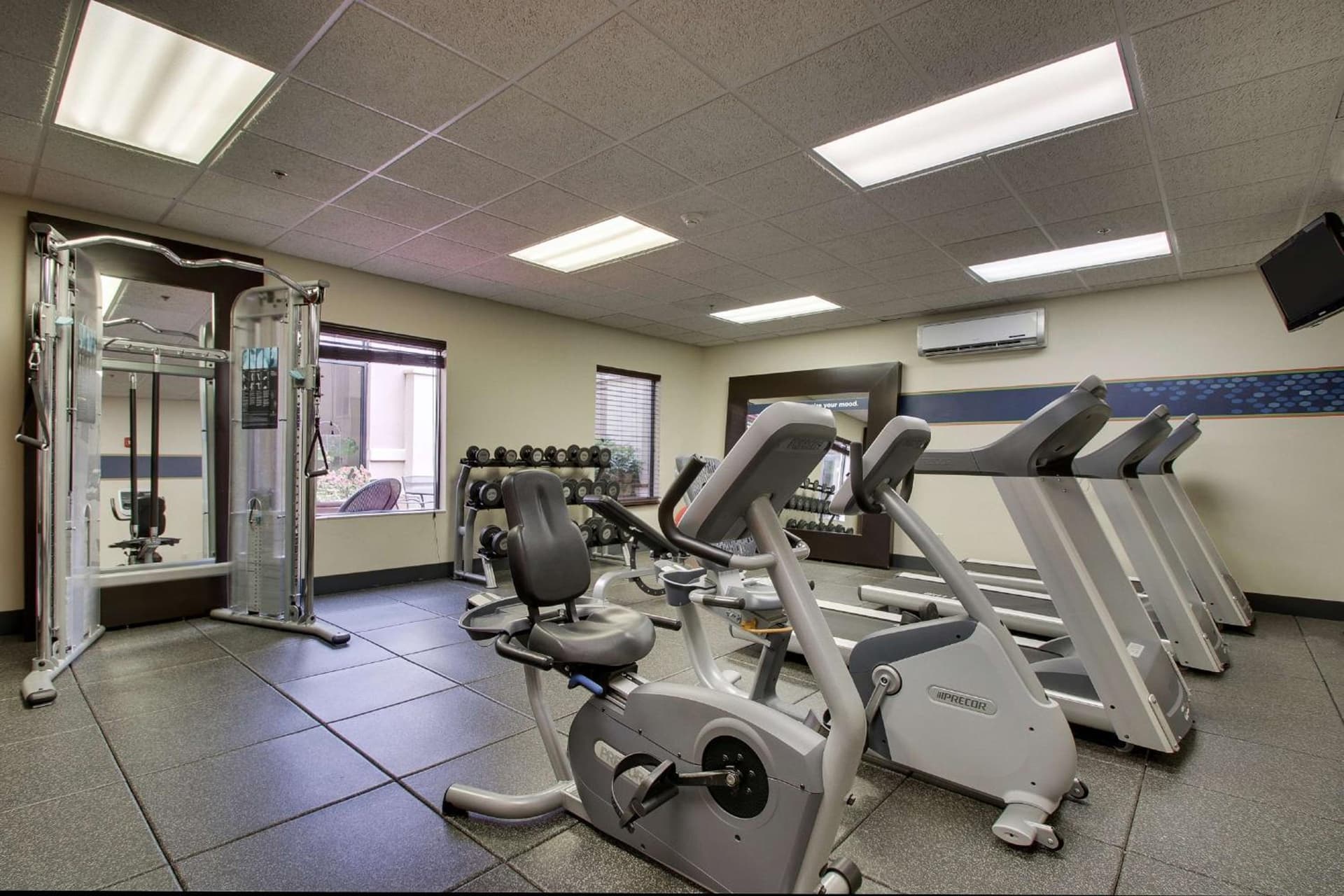 Hampton Inn Warner Robins gallery photo in Warner Robins, GA — image 12