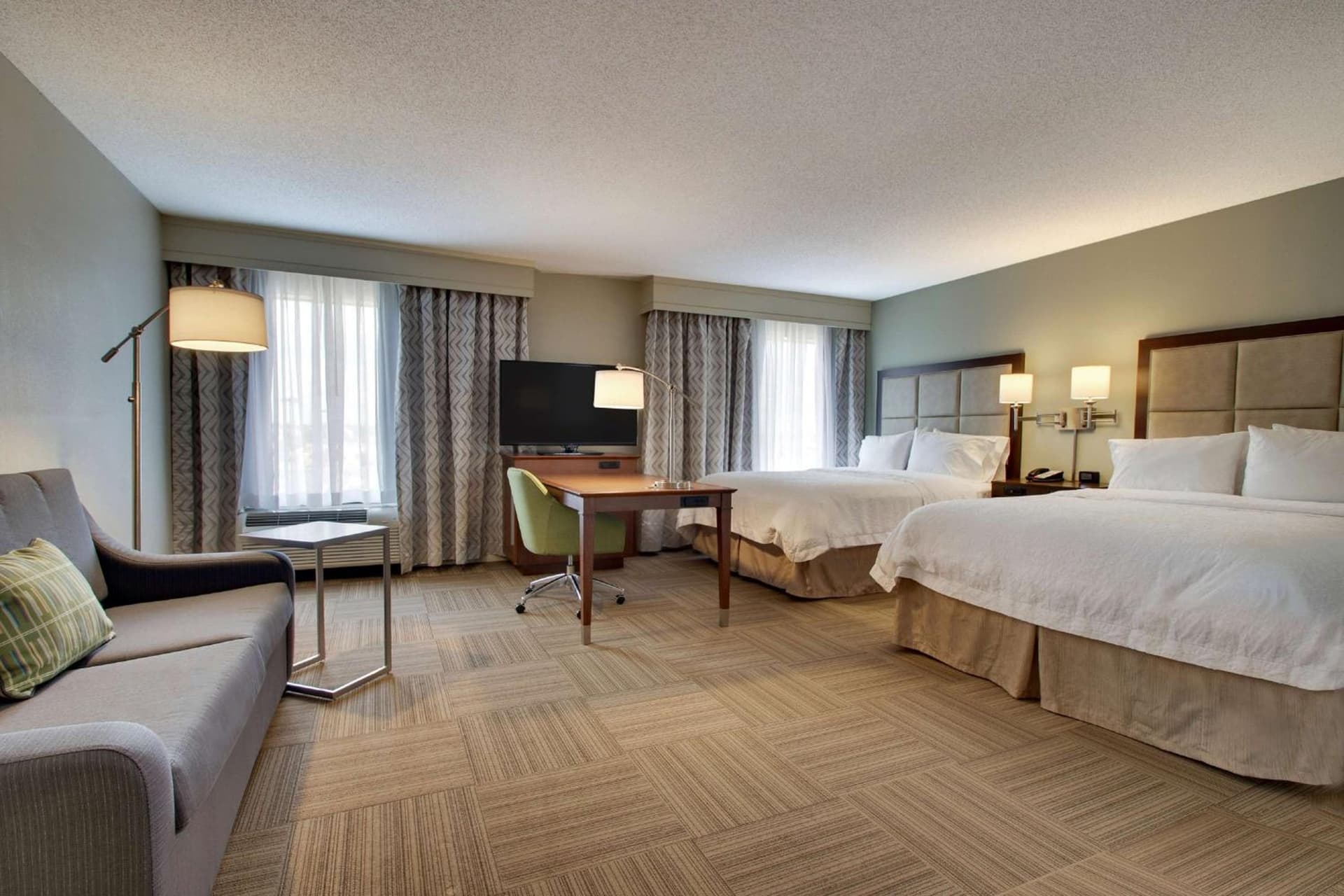 Hampton Inn Warner Robins gallery photo in Warner Robins, GA — image 17