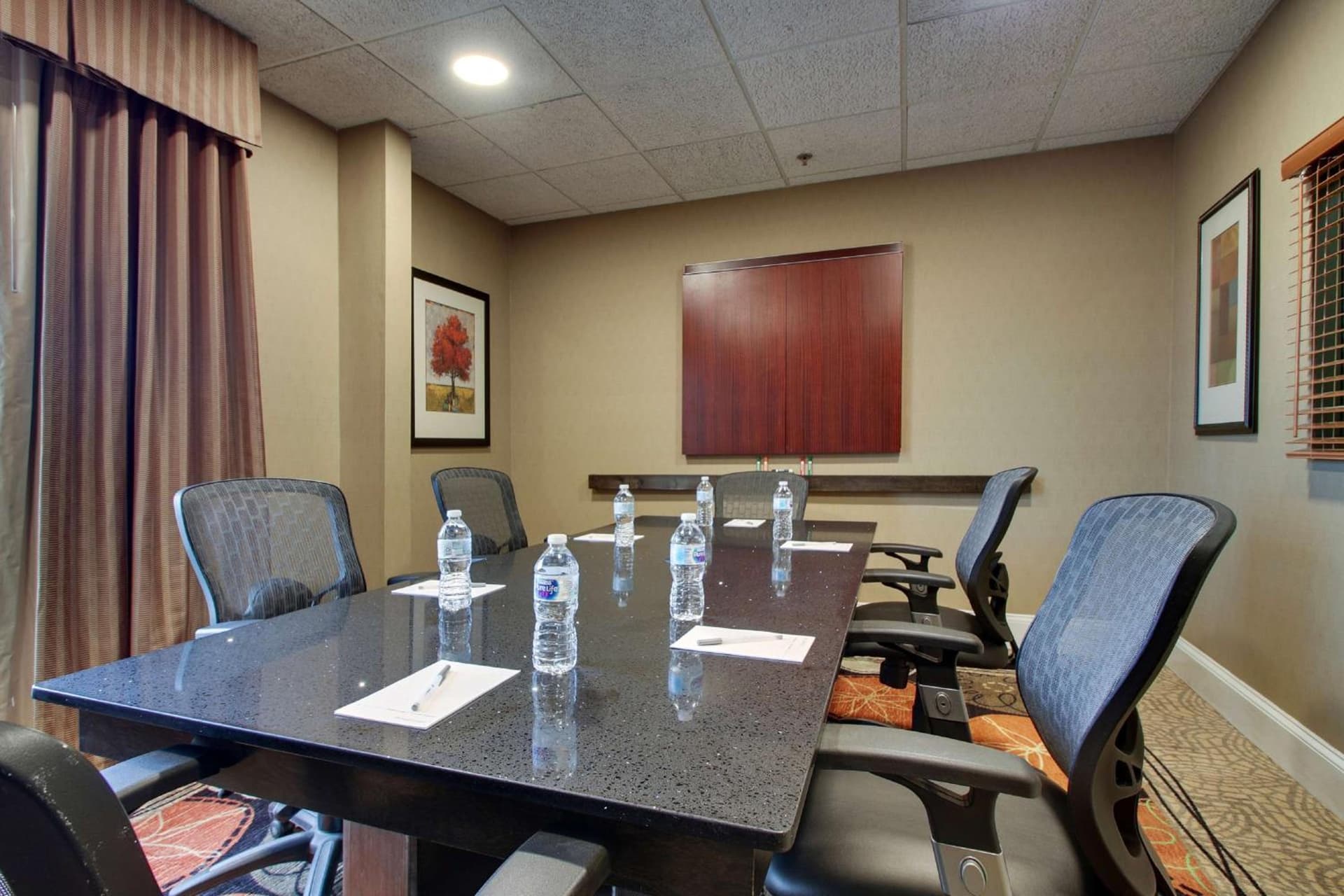 Hampton Inn Warner Robins gallery photo in Warner Robins, GA — image 5
