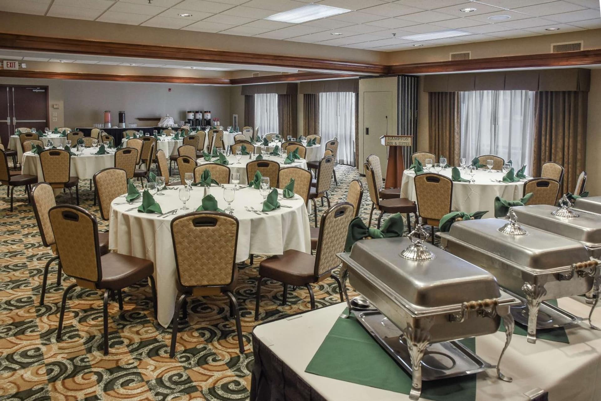 Hampton Inn & Suites Youngstown-Canfield gallery photo in Canfield, OH — image 11