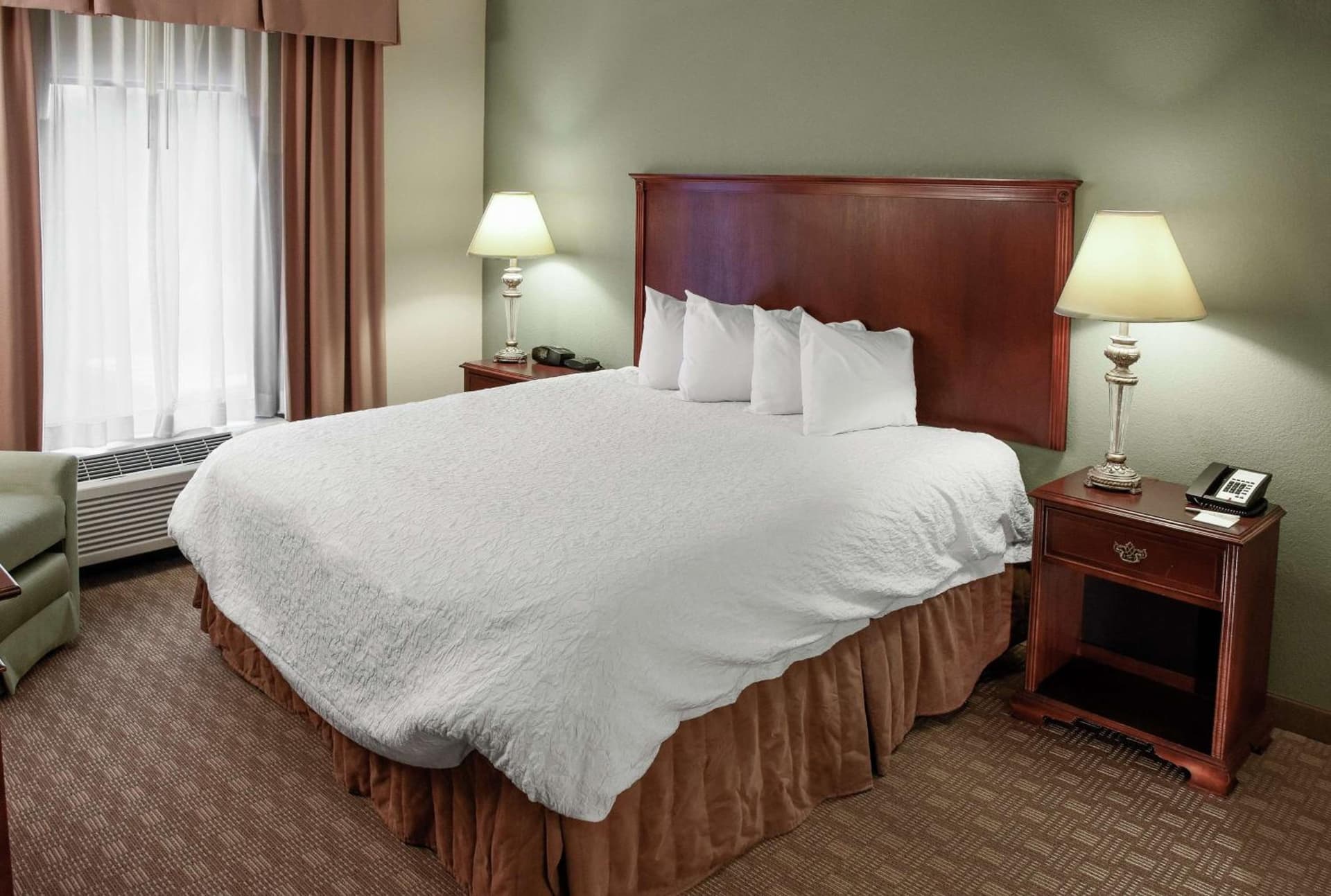Hampton Inn & Suites Youngstown-Canfield gallery photo in Canfield, OH — image 29
