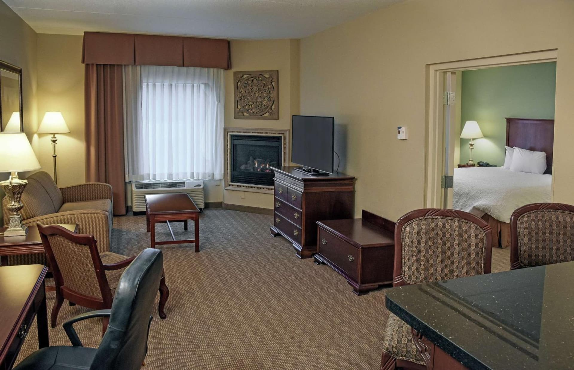 Hampton Inn & Suites Youngstown-Canfield gallery photo in Canfield, OH — image 46