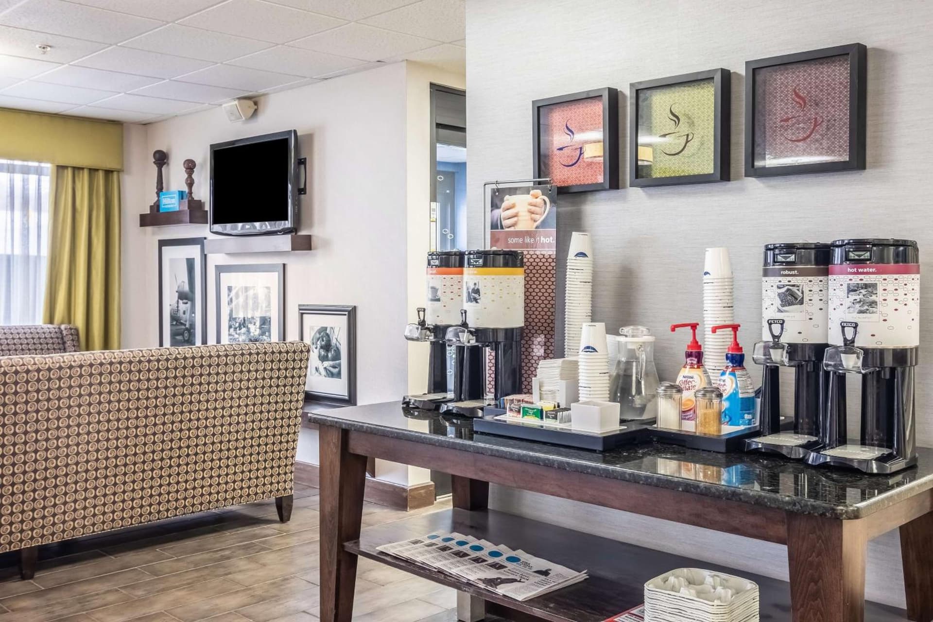 Hampton Inn Youngstown-North gallery photo in Youngstown, OH — image 28