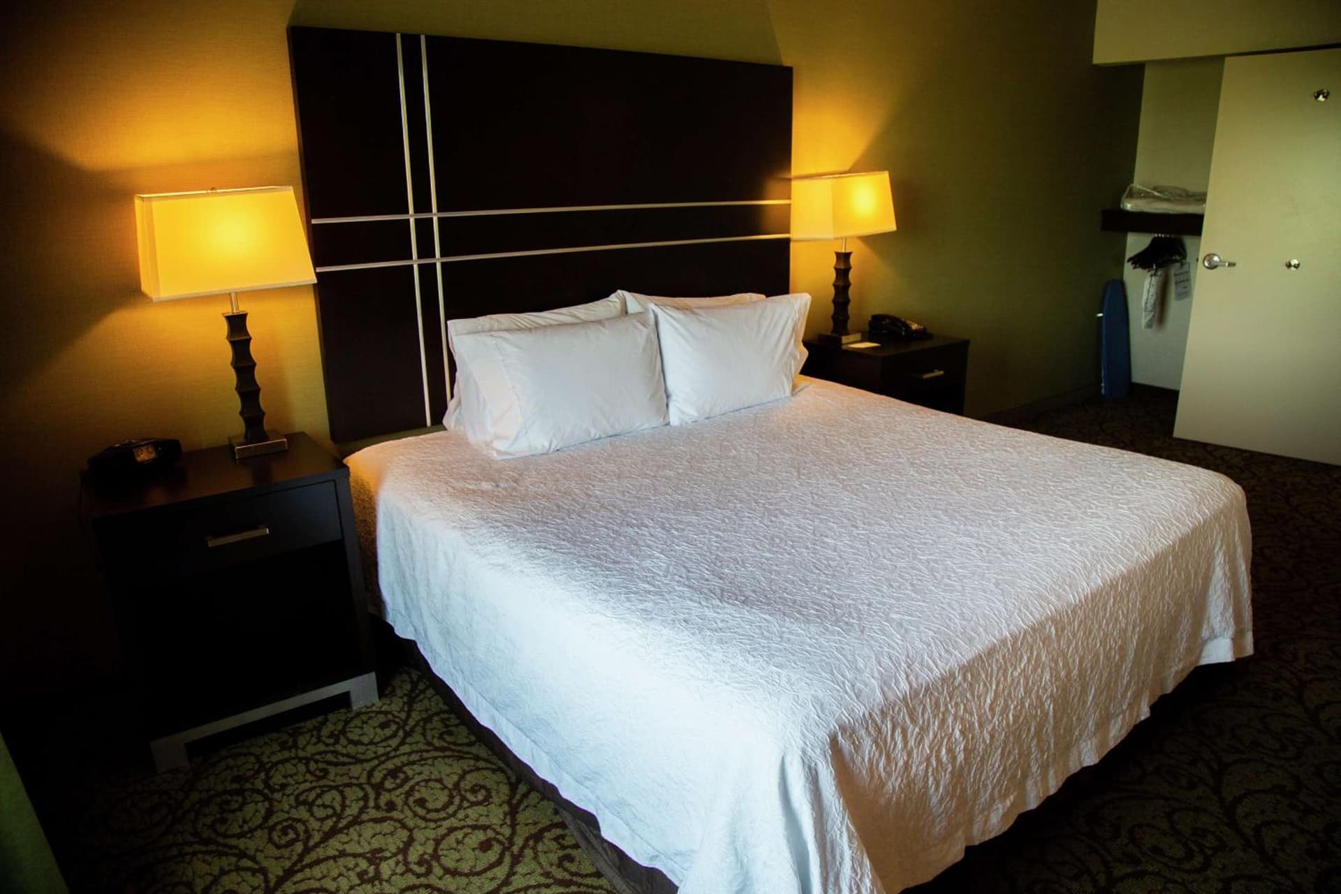 Hampton Inn & Suites Sharon gallery photo in West Middlesex, PA — image 21