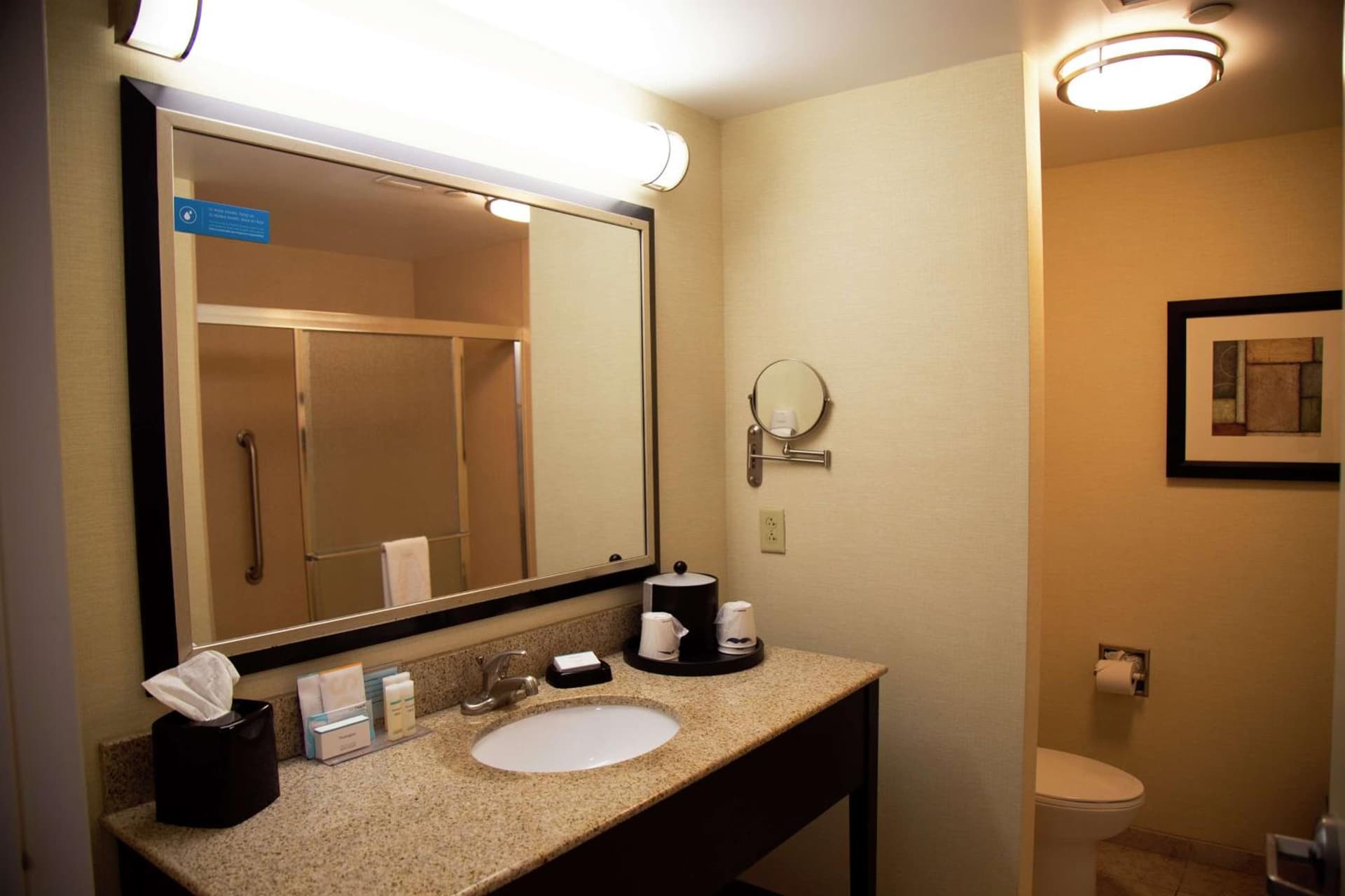 Hampton Inn & Suites Sharon gallery photo in West Middlesex, PA — image 53