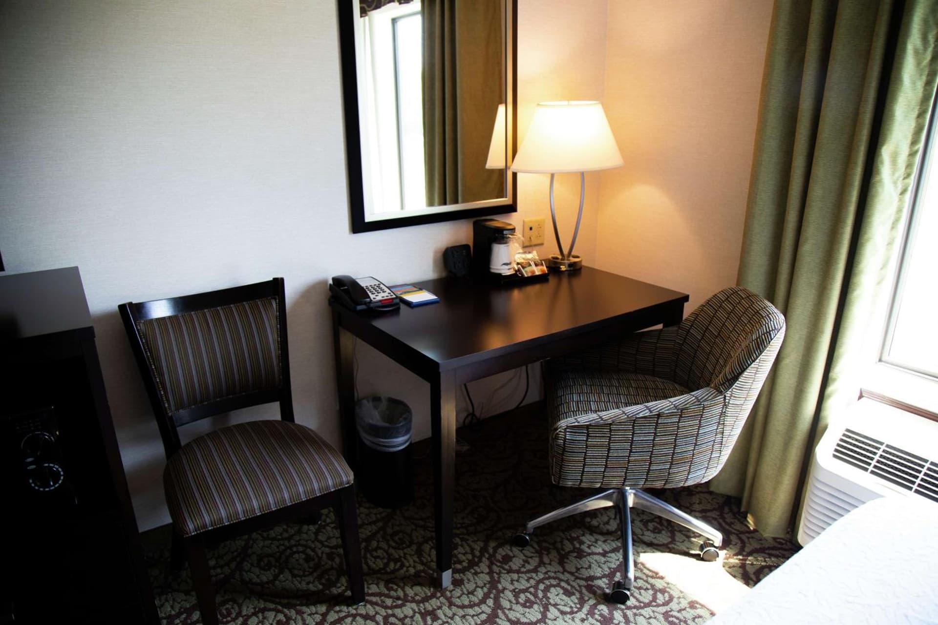 Hampton Inn & Suites Sharon gallery photo in West Middlesex, PA — image 6