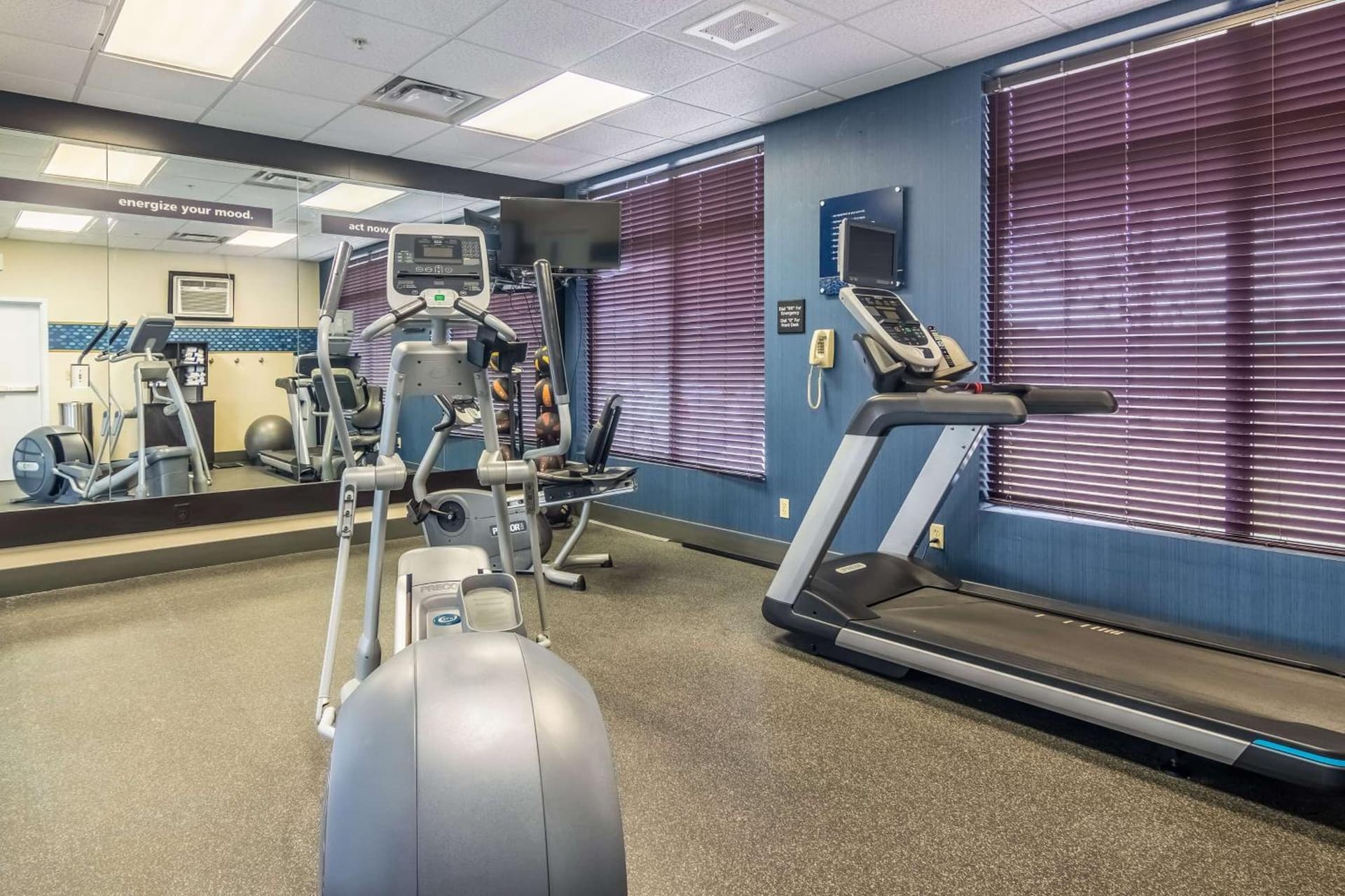Hampton Inn Youngstown-North gallery photo in Youngstown, OH — image 33