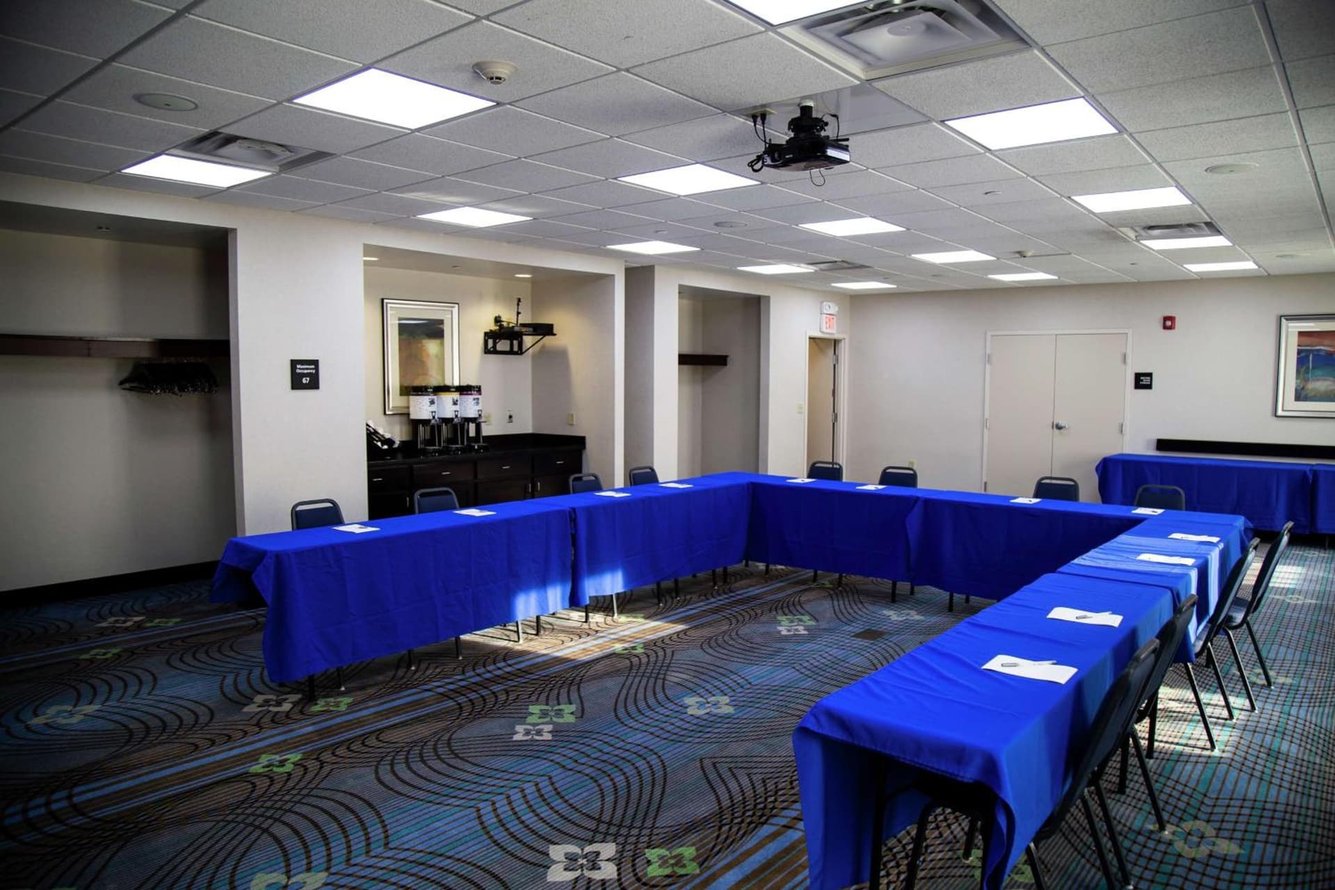 Hampton Inn & Suites Sharon gallery photo in West Middlesex, PA — image 58