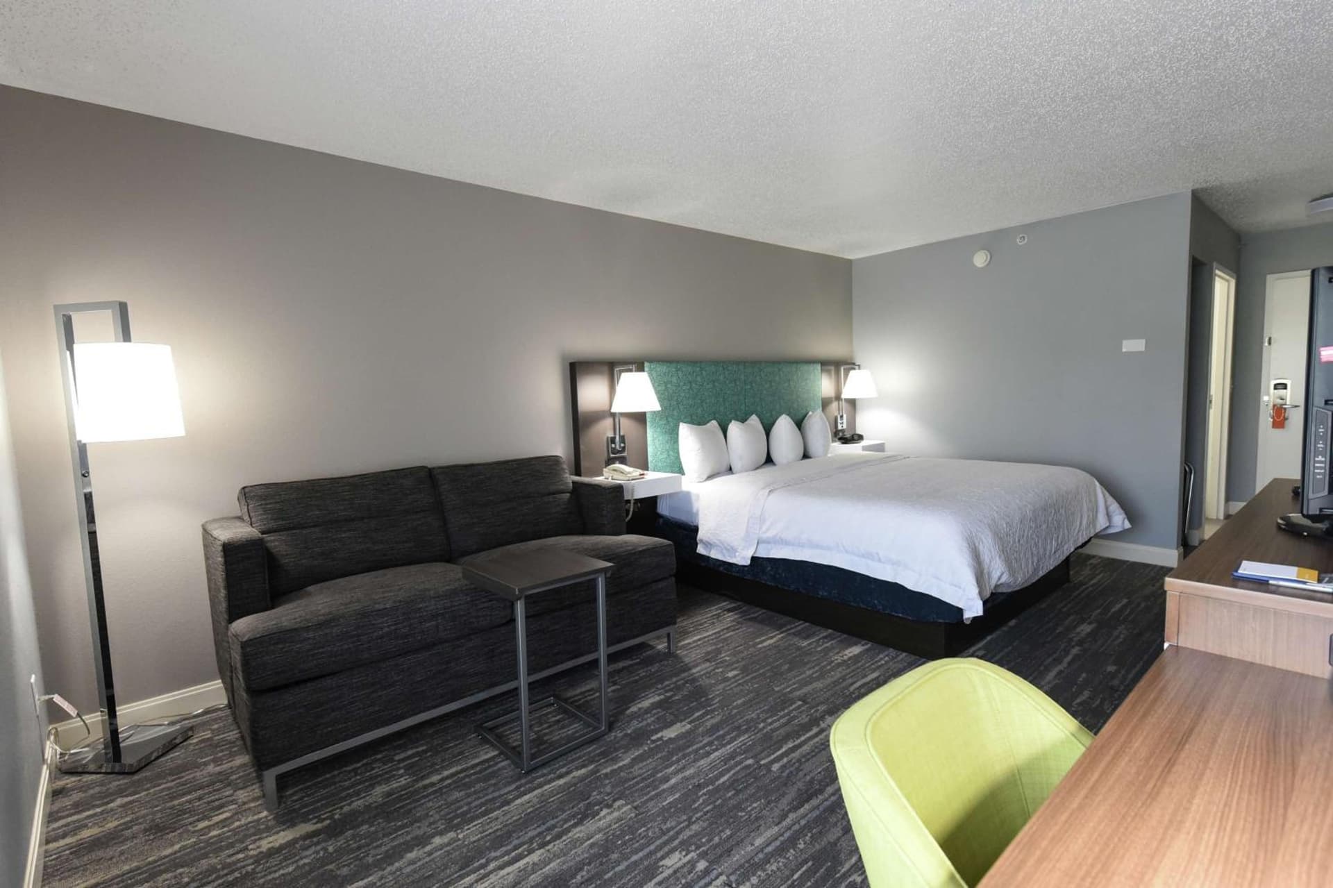 Hampton Inn Youngstown-North gallery photo in Youngstown, OH — image 14