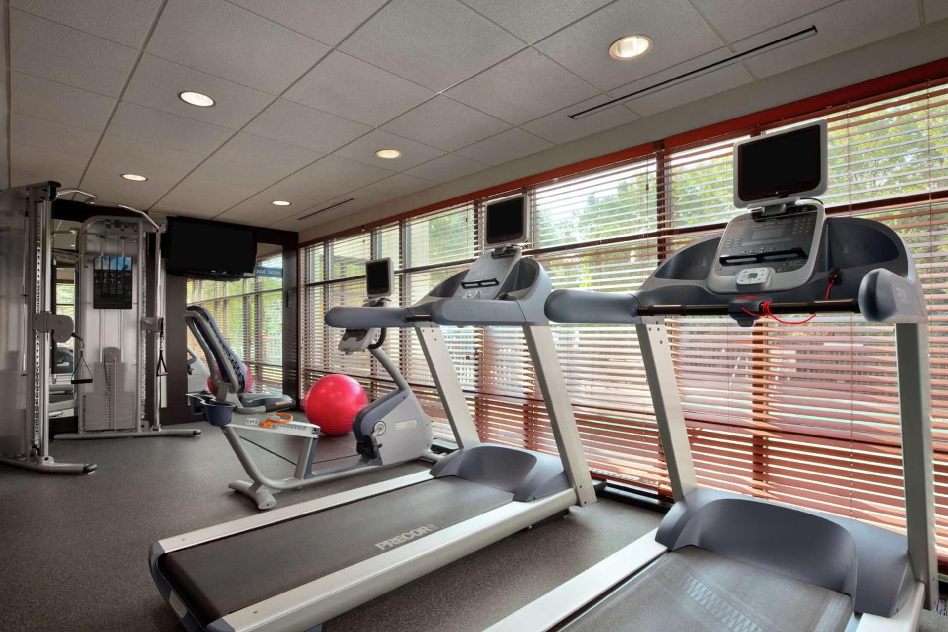 Hampton Inn - York gallery photo in York, PA — image 32