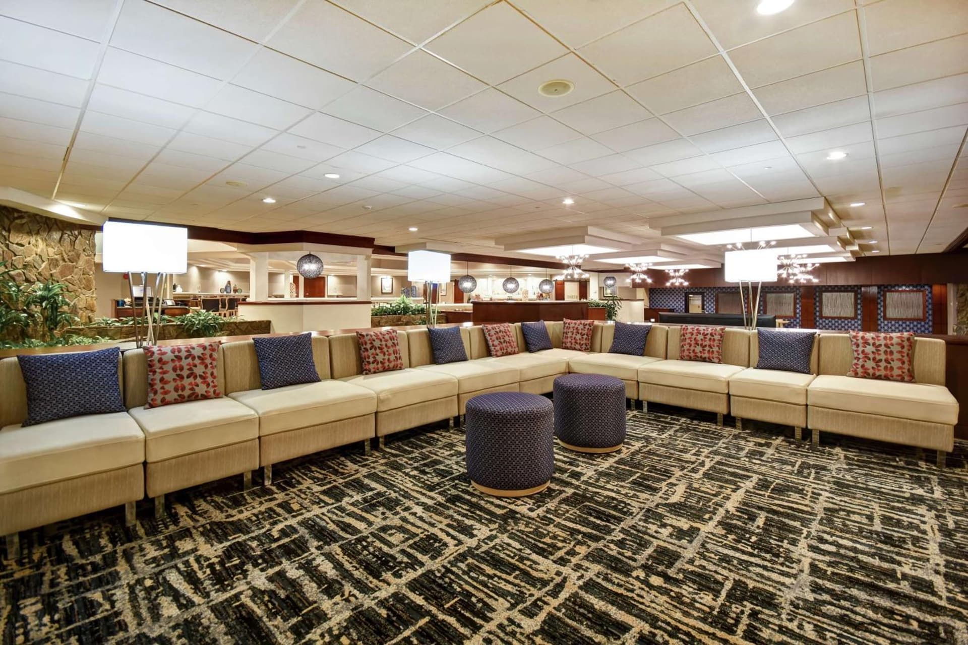 DoubleTree by Hilton Hotel Augusta interior in Augusta, GA — gallery photo 2