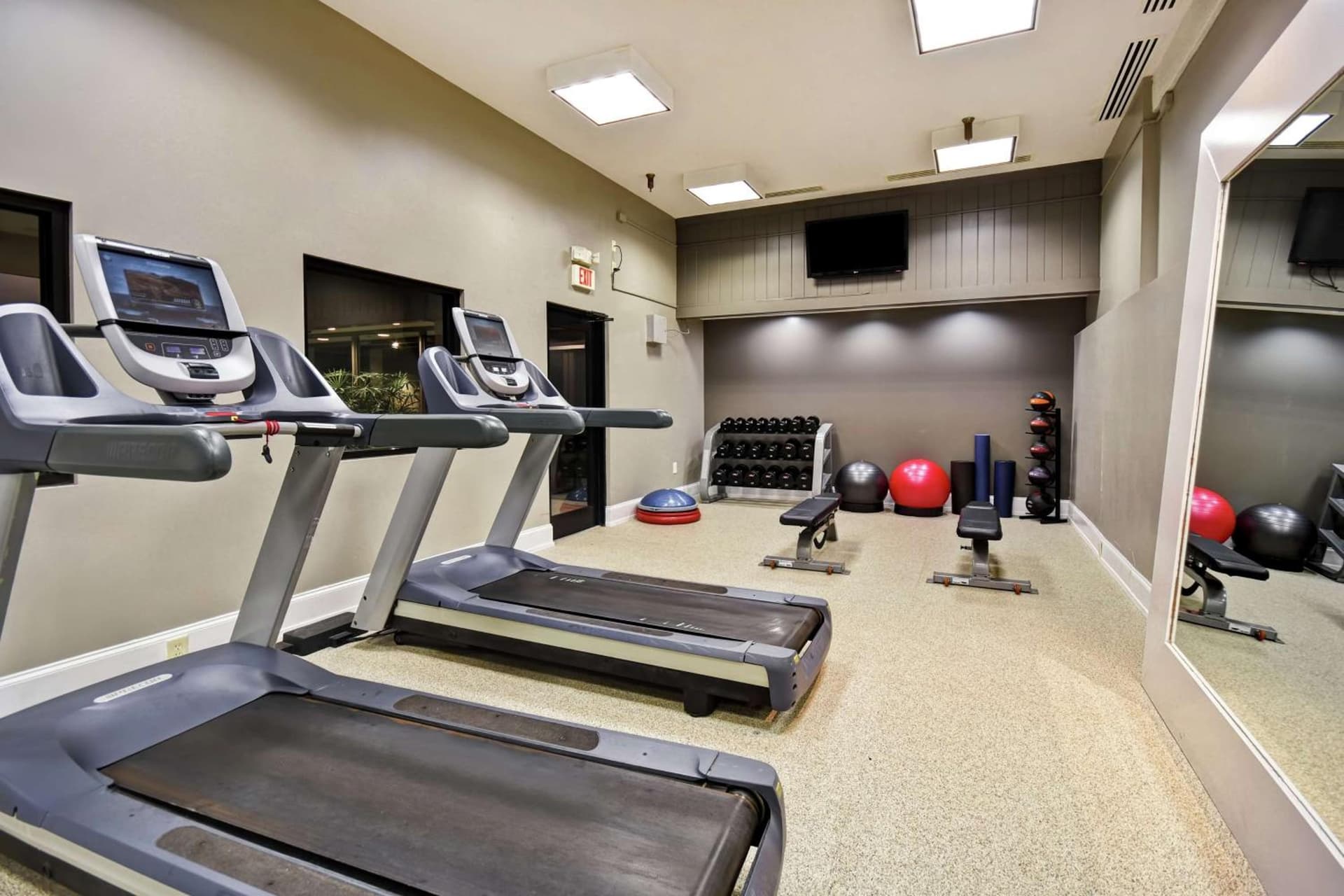 DoubleTree by Hilton Hotel Augusta gallery photo in Augusta, GA — image 6