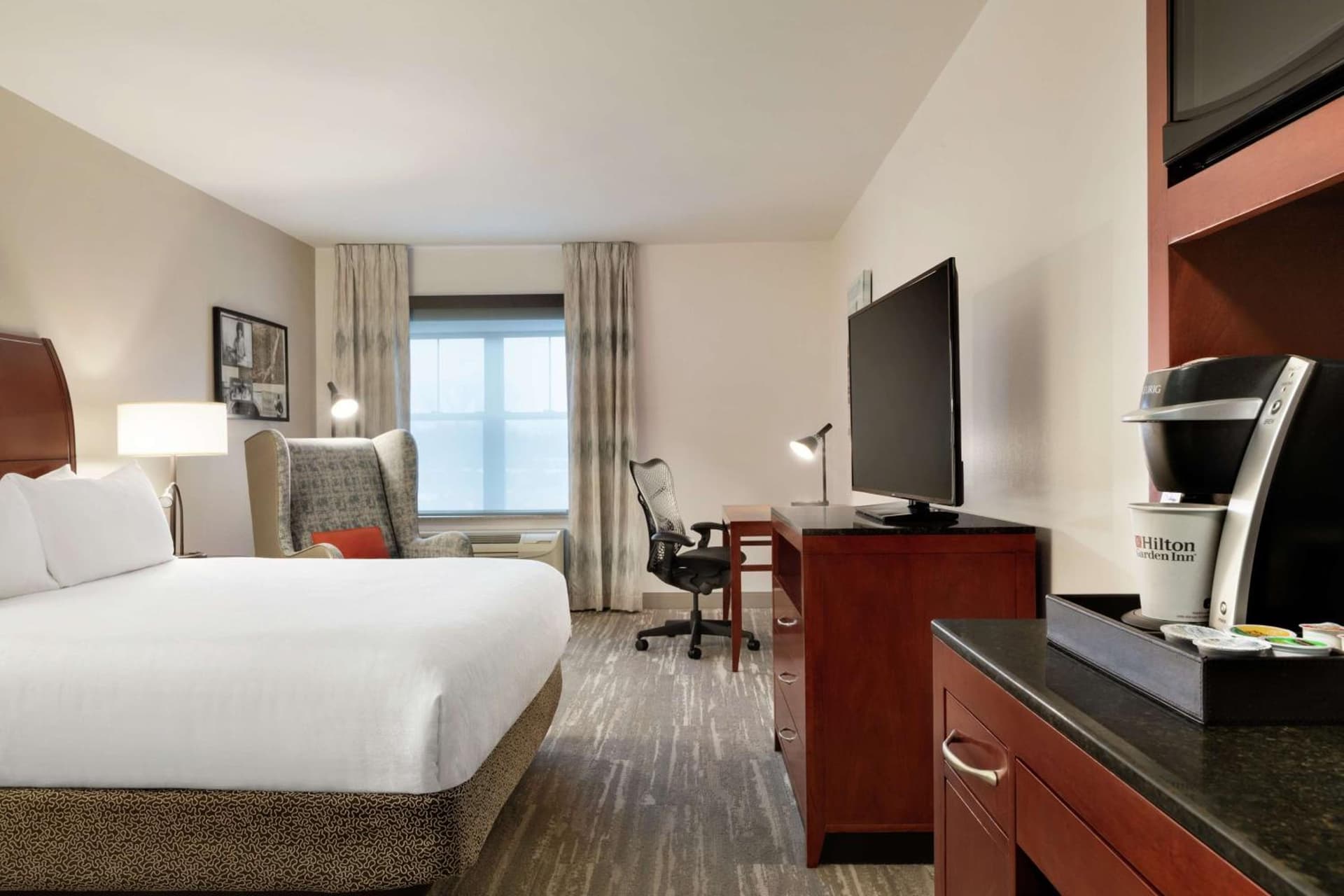 Hilton Garden Inn Troy gallery photo in Troy, NY — image 7