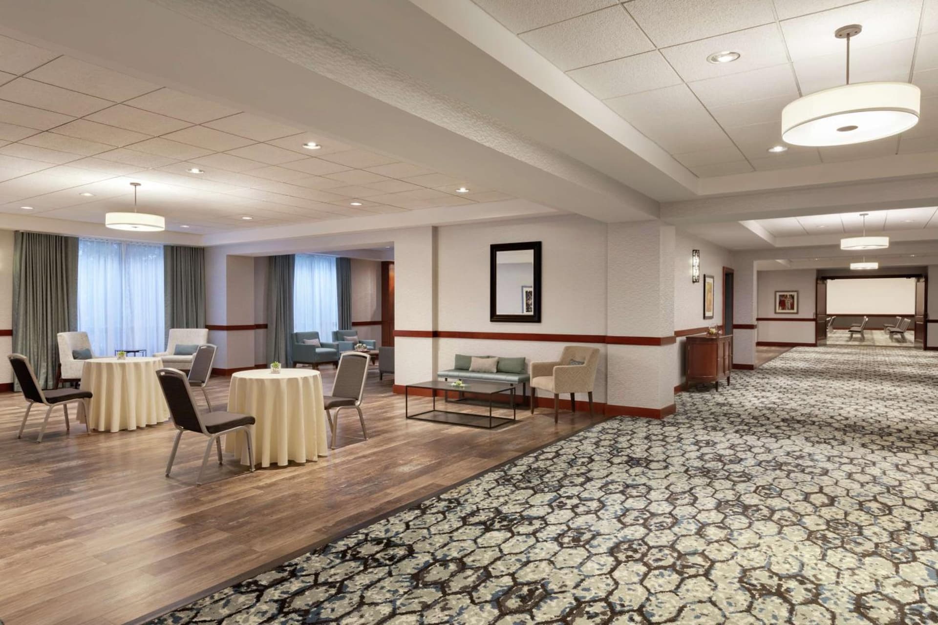 Hilton Garden Inn Troy gallery photo in Troy, NY — image 31