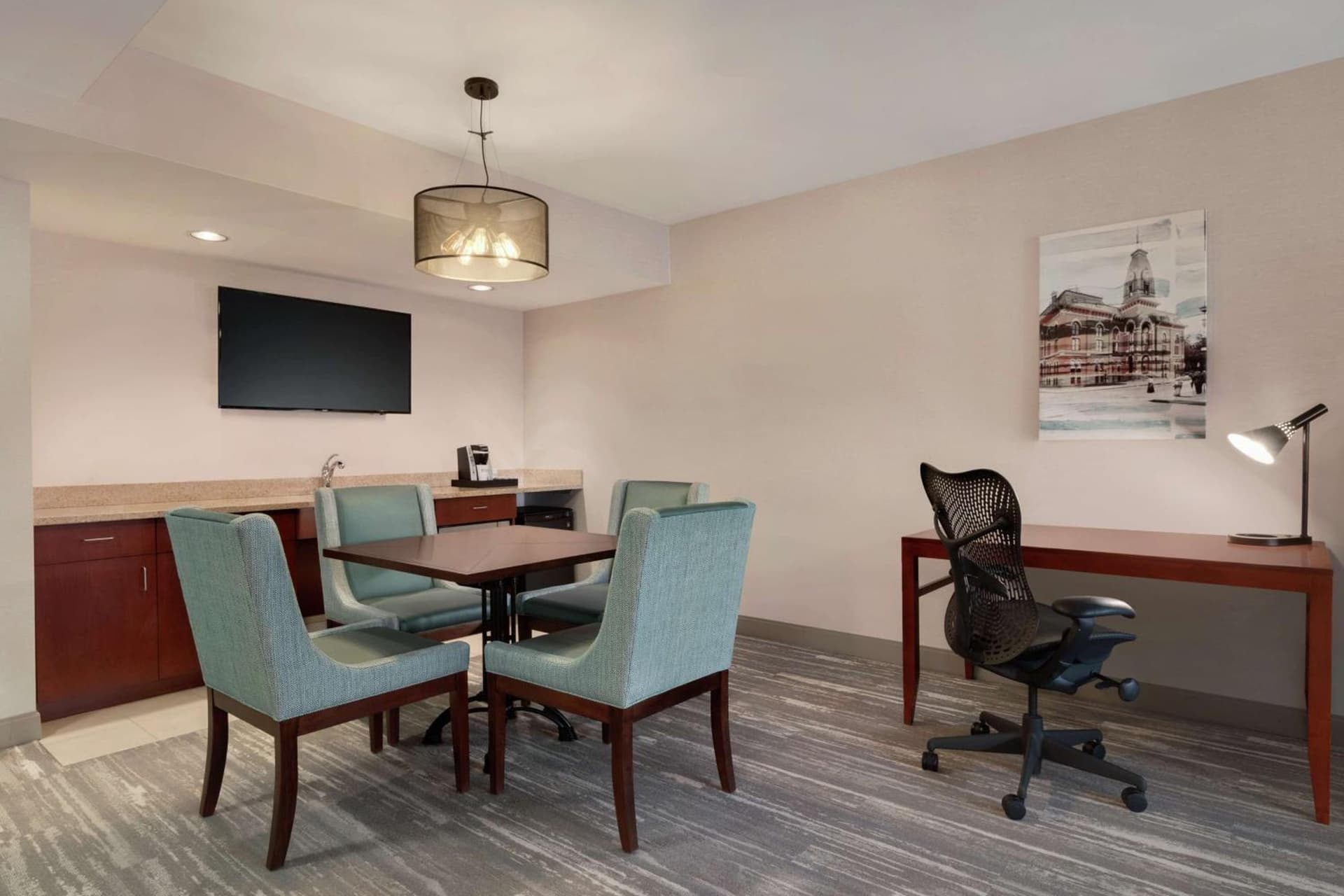 Hilton Garden Inn Troy gallery photo in Troy, NY — image 32