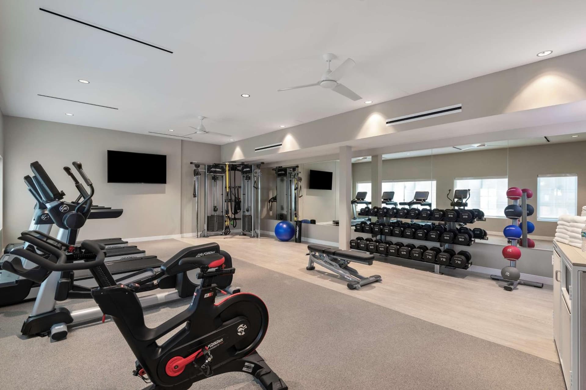 DoubleTree Suites by Hilton Naples gallery photo in Naples, FL — image 12