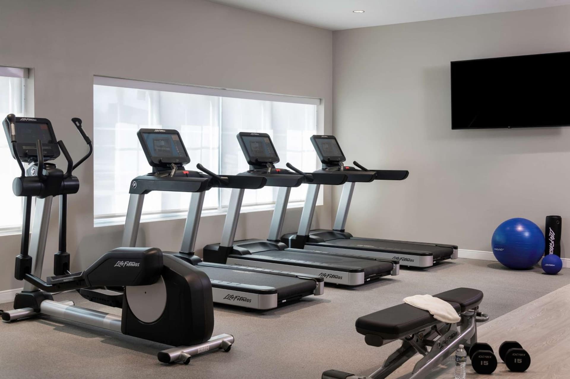 DoubleTree Suites by Hilton Naples gallery photo in Naples, FL — image 47