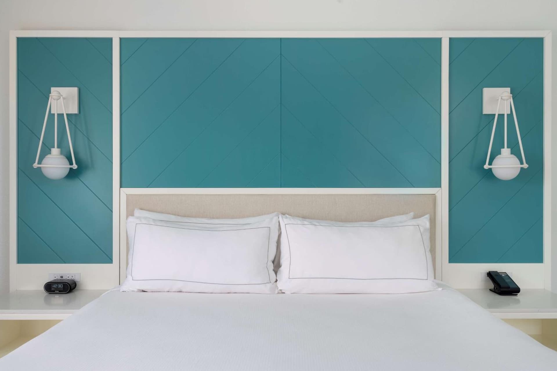 DoubleTree Suites by Hilton Naples gallery photo in Naples, FL — image 44