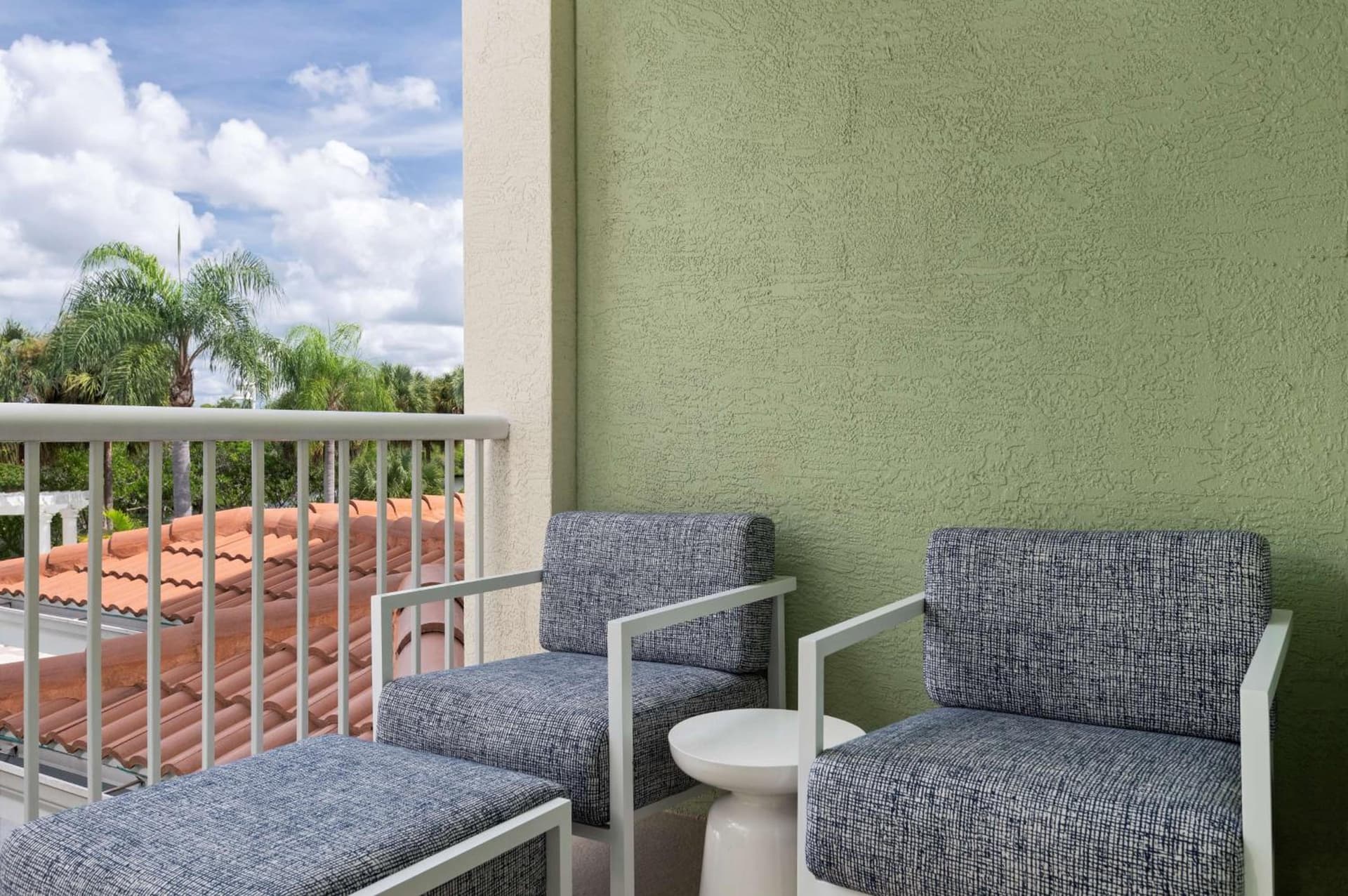 DoubleTree Suites by Hilton Naples gallery photo in Naples, FL — image 65