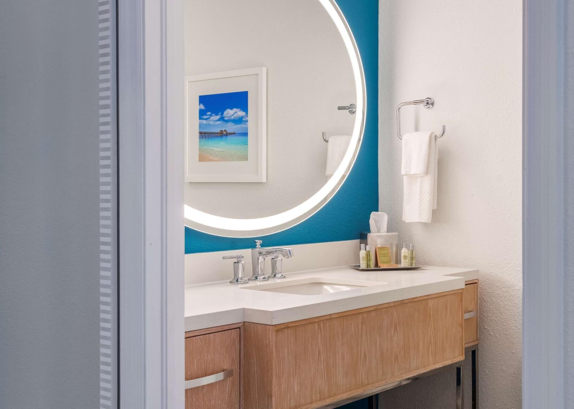 DoubleTree Suites by Hilton Naples gallery photo in Naples, FL — image 66