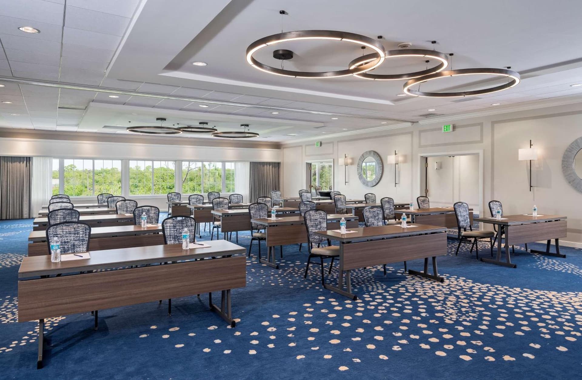 DoubleTree Suites by Hilton Naples gallery photo in Naples, FL — image 23