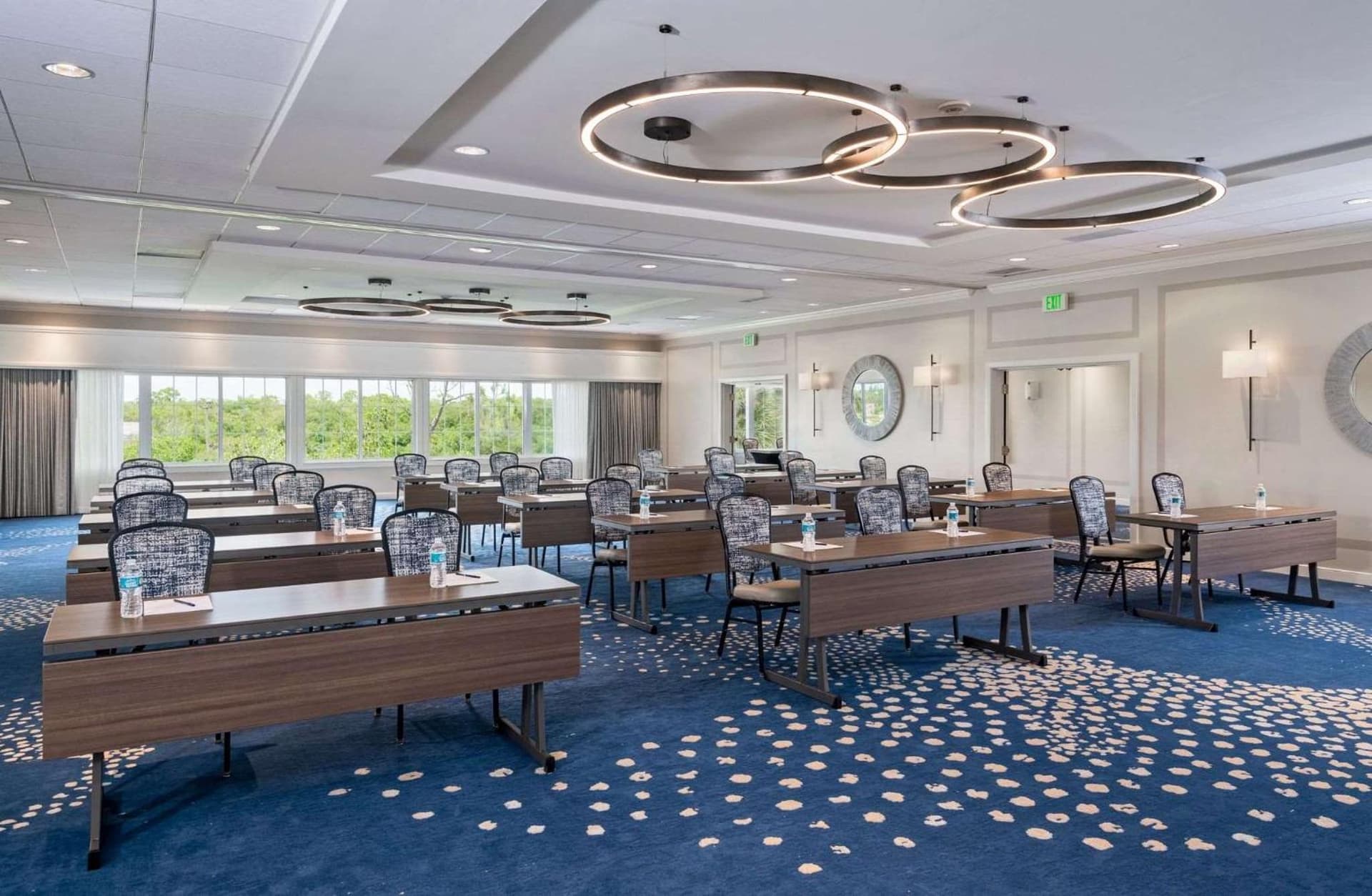 DoubleTree Suites by Hilton Naples gallery photo in Naples, FL — image 30