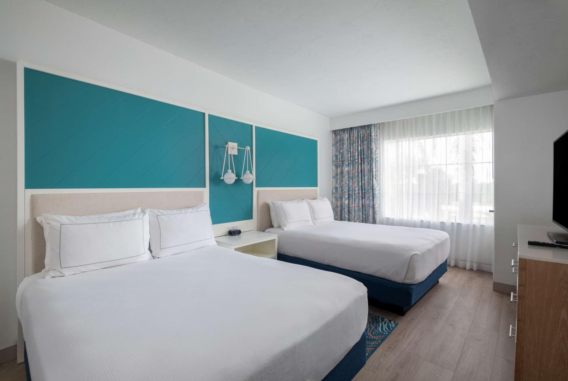 DoubleTree Suites by Hilton Naples gallery photo in Naples, FL — image 56